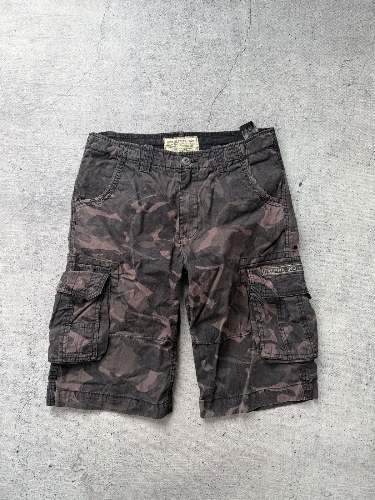 Alpha Industries 📌Vintage Alpha Industries shorts cargo men’s Y2K carhartt Size US 32 / EU 48 - 1 Thumbnail
