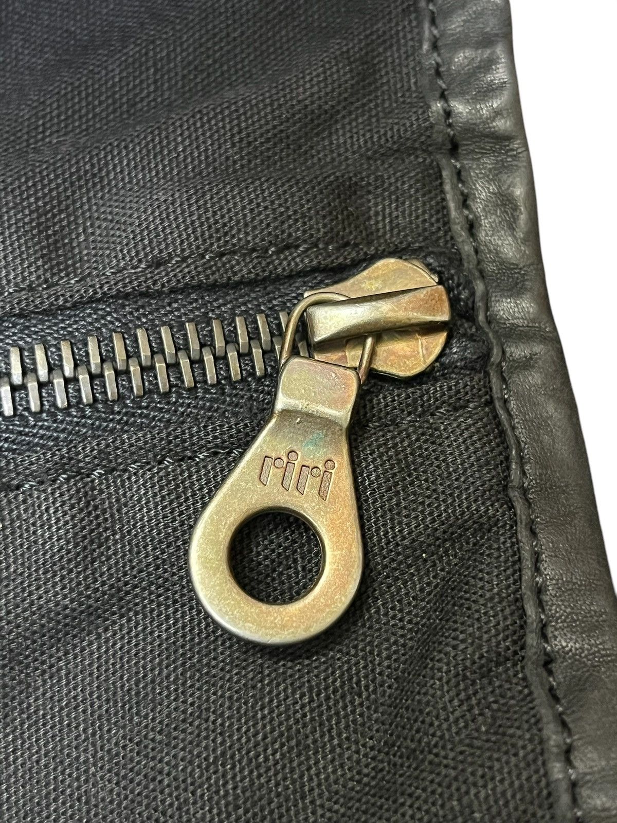 Isamu Katayama Backlash ISAMU KATAYAMA BACKLASH BLACK LEATHER COWHIDE SHOULDER BAG Size ONE SIZE - 14 Thumbnail