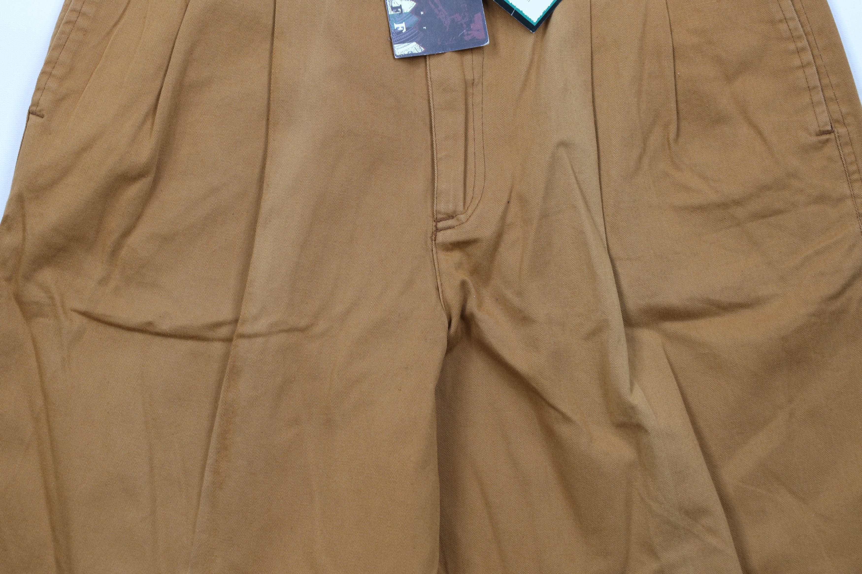 Vintage Deadstock Vintage 90s Streetwear Chino Shorts Brown Cotton Size US 32 / EU 48 - 3 Thumbnail