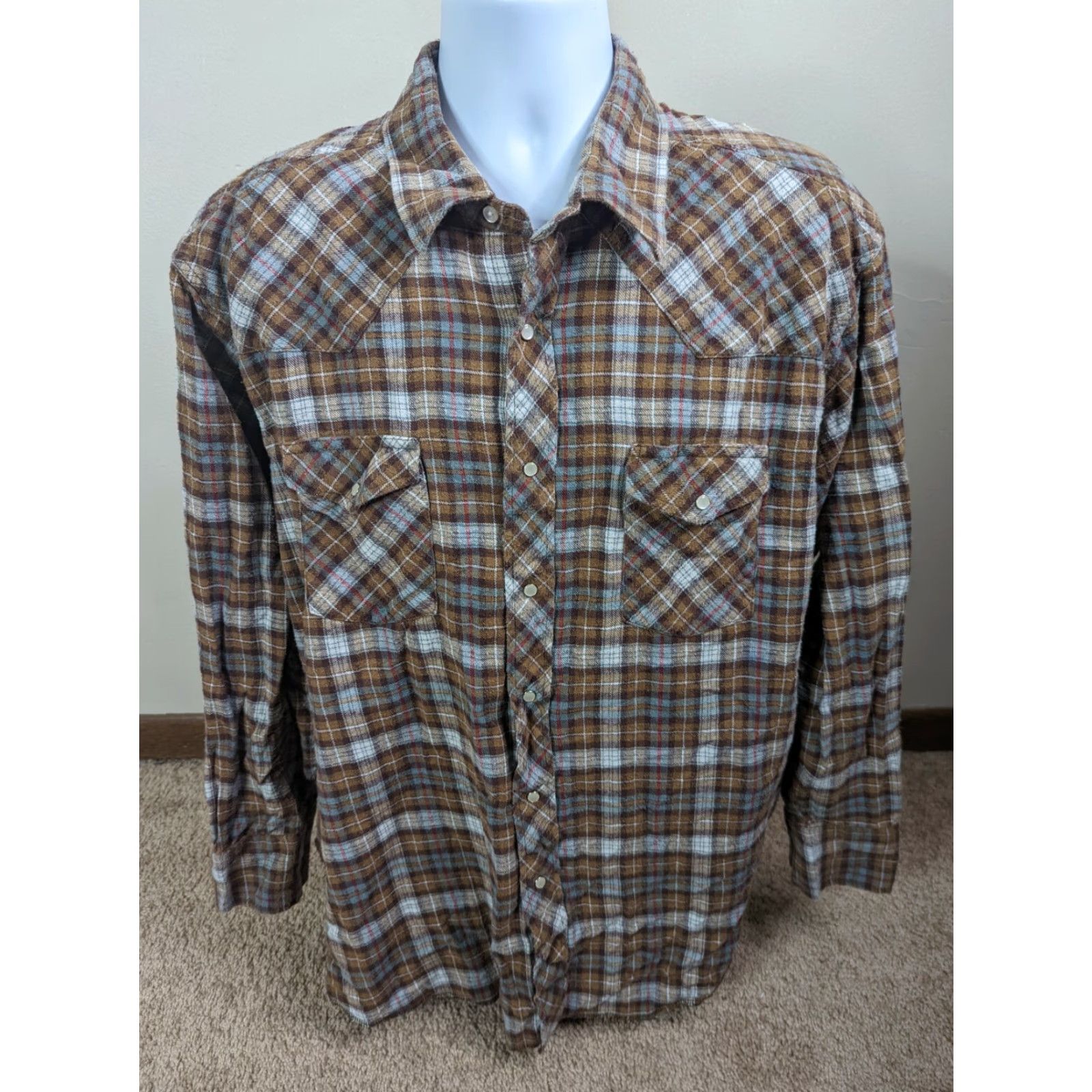 Wrangler VINTAGE Wrangler Western Flannel Shirt Pearl Snap Mens 3XL Long Sleeve Plaid Black Blue Cotton Blend Button-Up Shirt Cowboys Western L1S Mens Size US XXL / EU 58 / 5 - 2 Thumbnail