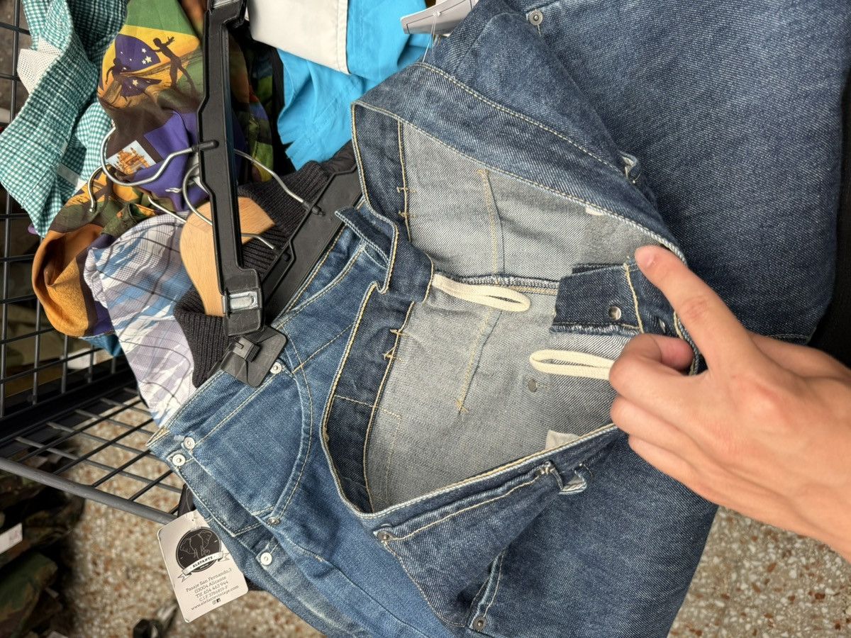 Levi's Vintage Levis Engineered Cinch Back Loose Fit Denim Jeans Size US 32 / EU 48 - 12 Thumbnail