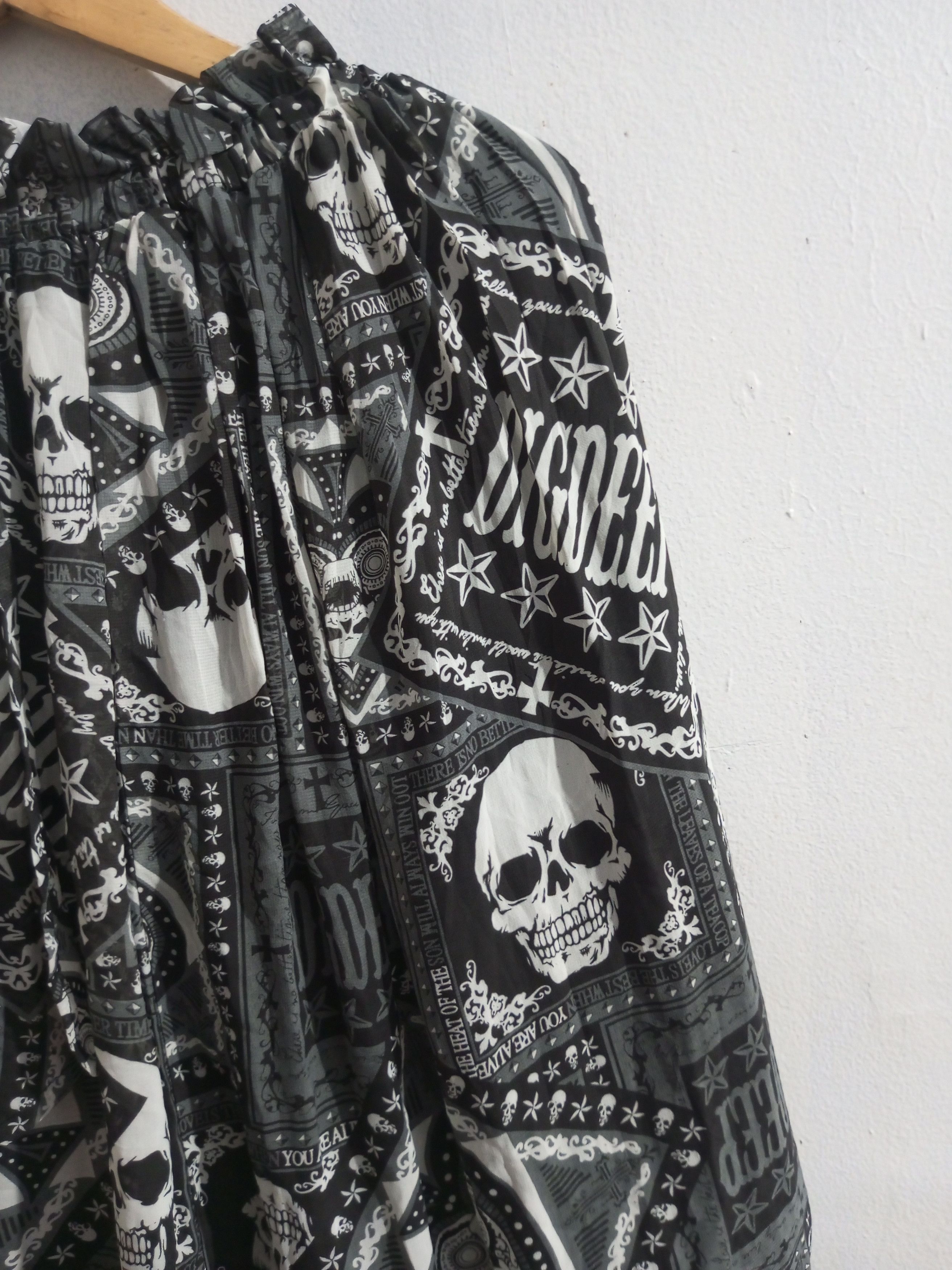 Hysteric Glamour Vintage dig deep punk skulls cross asymetric skirt Size 32" / US 10 / IT 46 - 3 Thumbnail