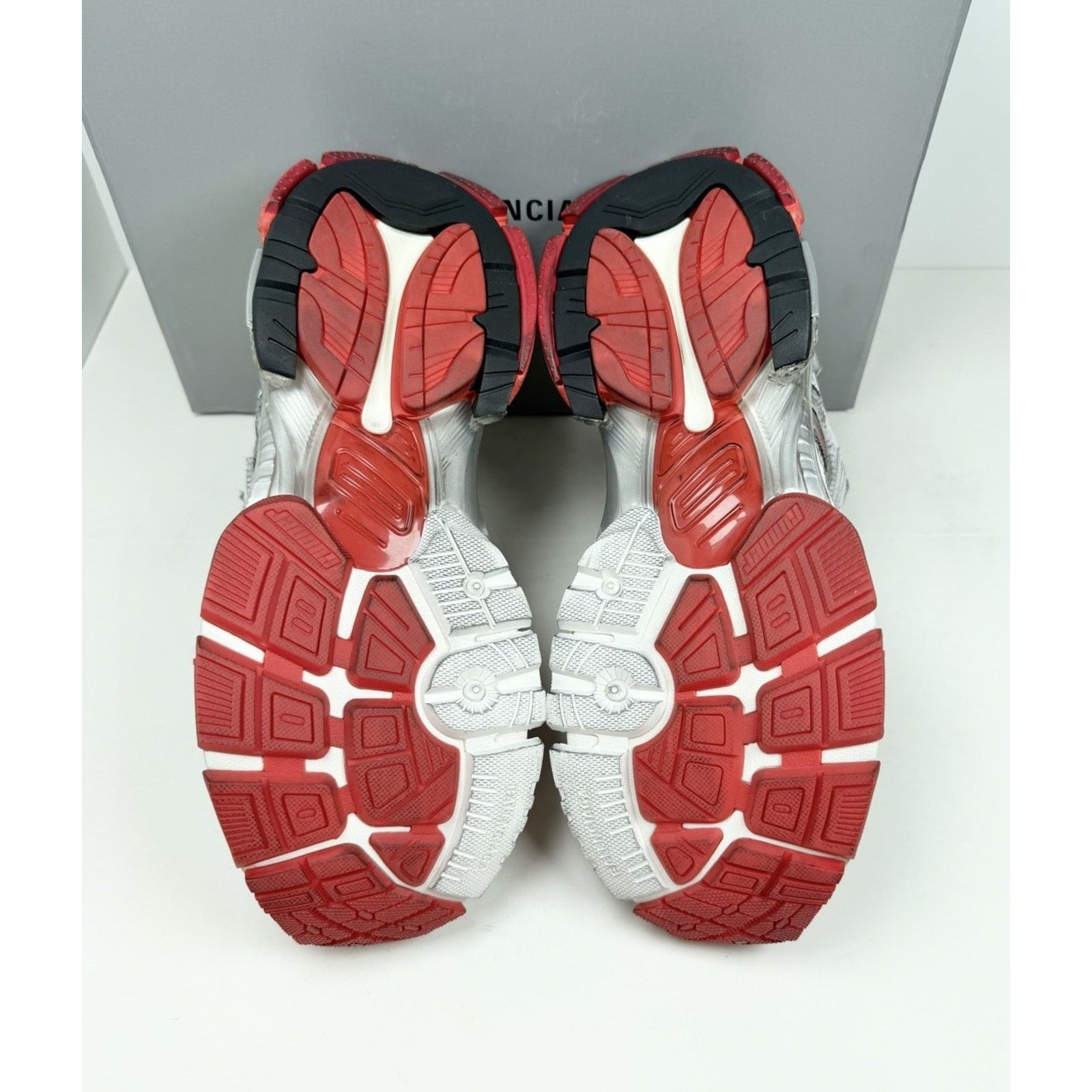 Balenciaga Size 46EU/13US - Balenciaga Runner White Red Black NEW Size US 13 / EU 46 - 6 Thumbnail