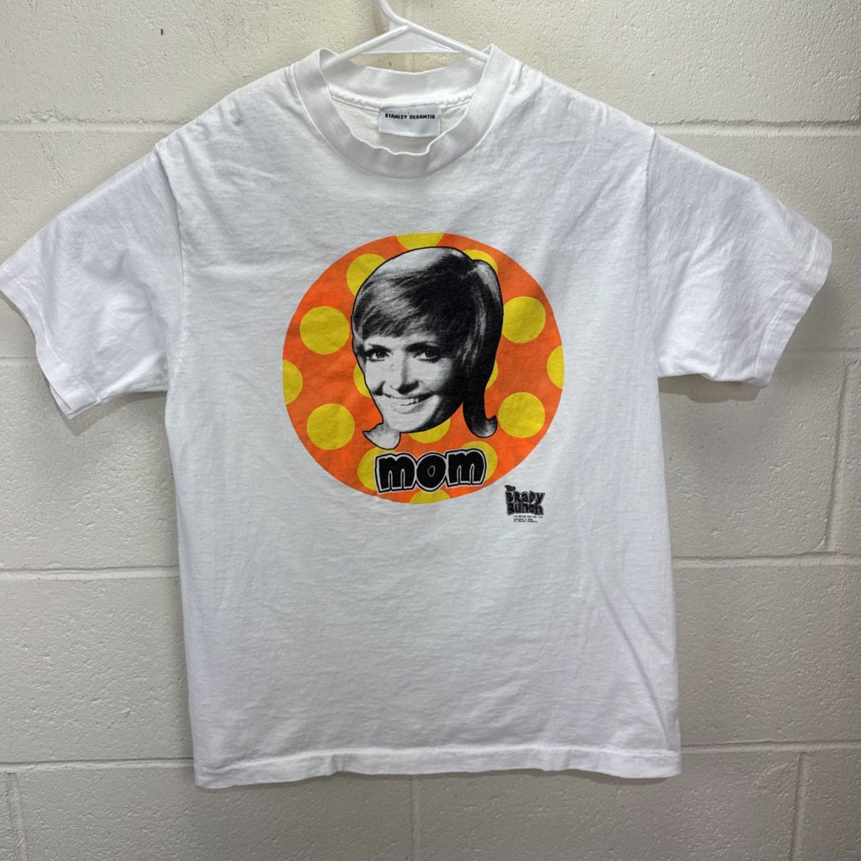 Vintage VINTAGE Stanley Desantis Brady Bunch TV Promo T-Shirt Medium Unisex 90s White Graphic Print Size US M / EU 48-50 / 2 - 2 Thumbnail