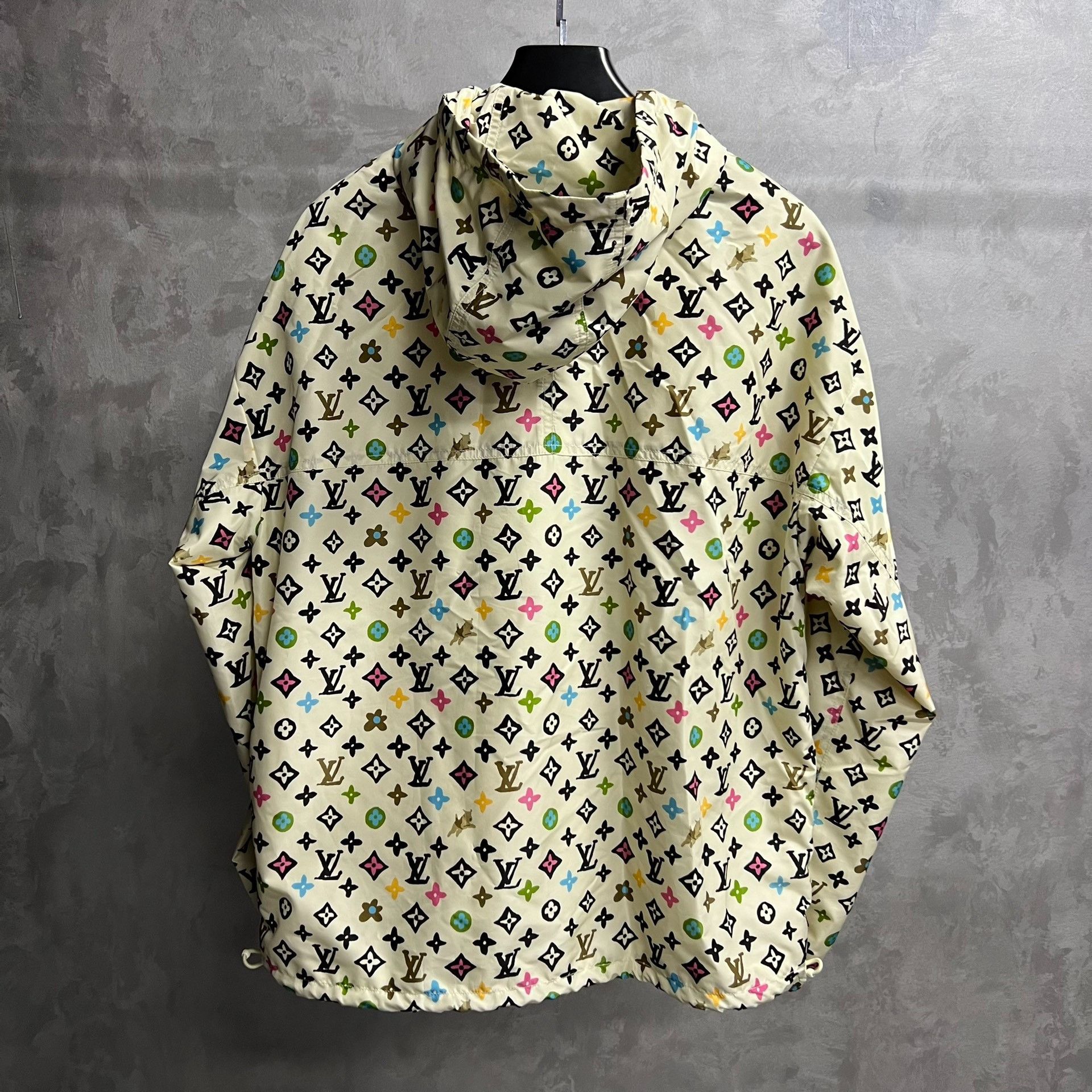 Louis Vuitton Louis Vuitton's latest hooded windproof jacket with yellow Size US S / EU 44-46 / 1 - 5 Thumbnail