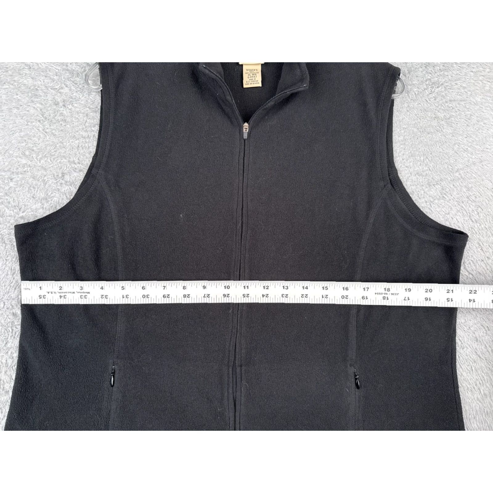 Vintage L.L. Bean Vest Womens Extra Large Black Full Zip Sleeveless Polyester Fleece Pockets Lined Outdoor Hike Womens Size XL / US 12-14 / IT 48-50 - 7 Thumbnail