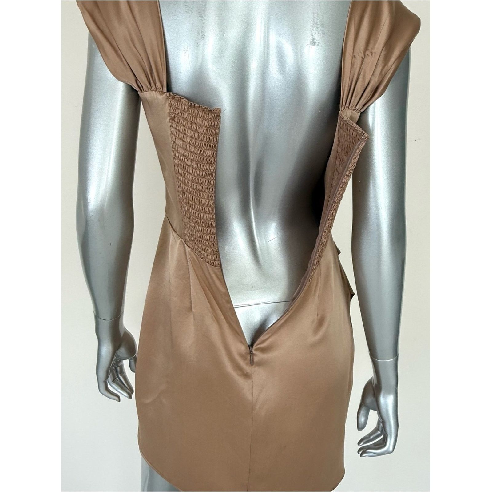 Reformation NEW!!! Reformation mini gold silk dress size 6 US Size M / US 6-8 / IT 42-44 - 7 Thumbnail