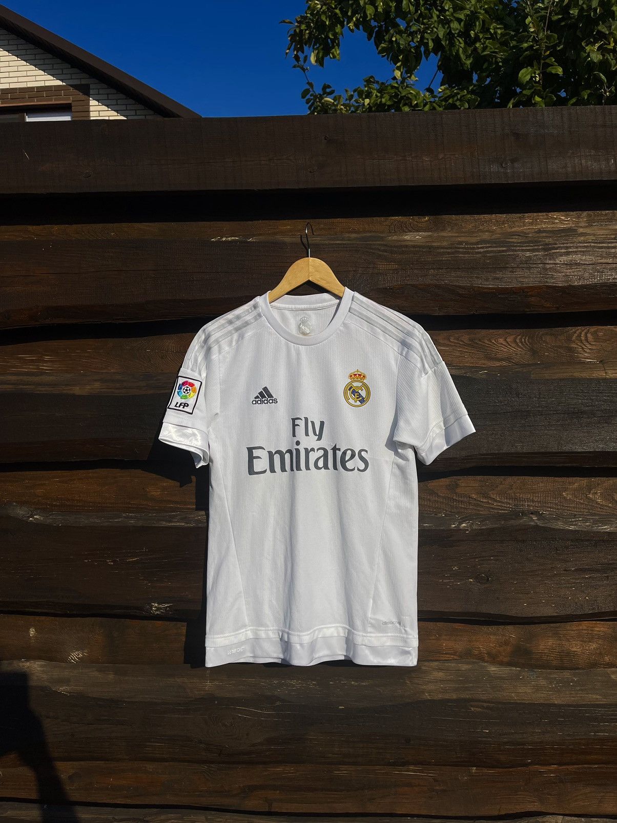 Adidas 2015 Adidas Real Madrid soccer jersey Size US S / EU 44-46 / 1 - 1 Thumbnail