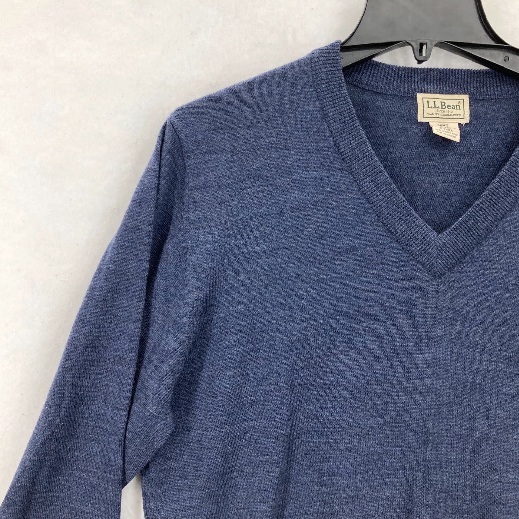 Vintage L.L. Bean Merino Wool Sweater Mens Medium Blue V Neck Pullover Casual Knit Shirt Size US M / EU 48-50 / 2 - 3 Thumbnail