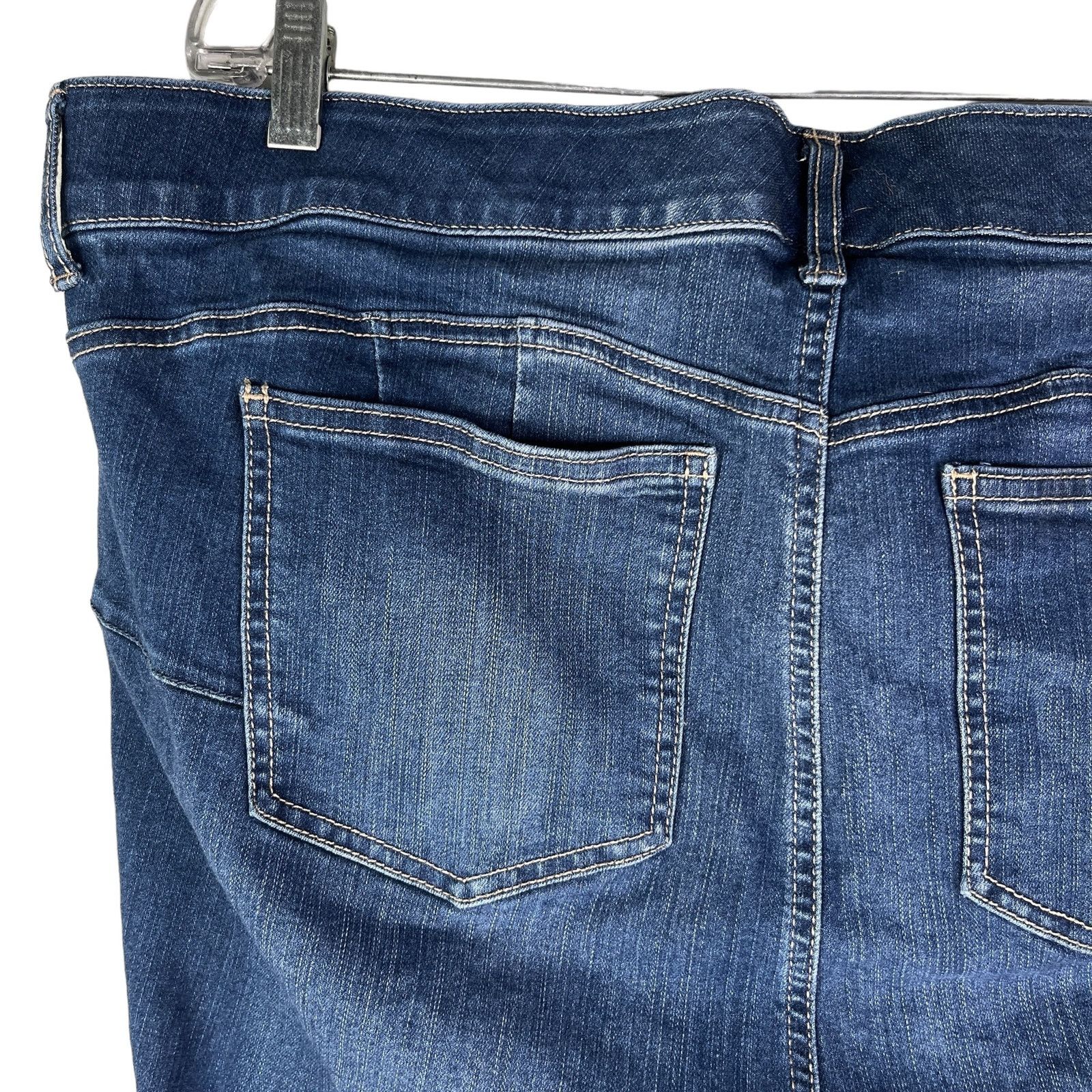 Other Torrid Premium Jeans Bombshell Skinny 22R Stretch Size 42" / US 20 - 7 Thumbnail