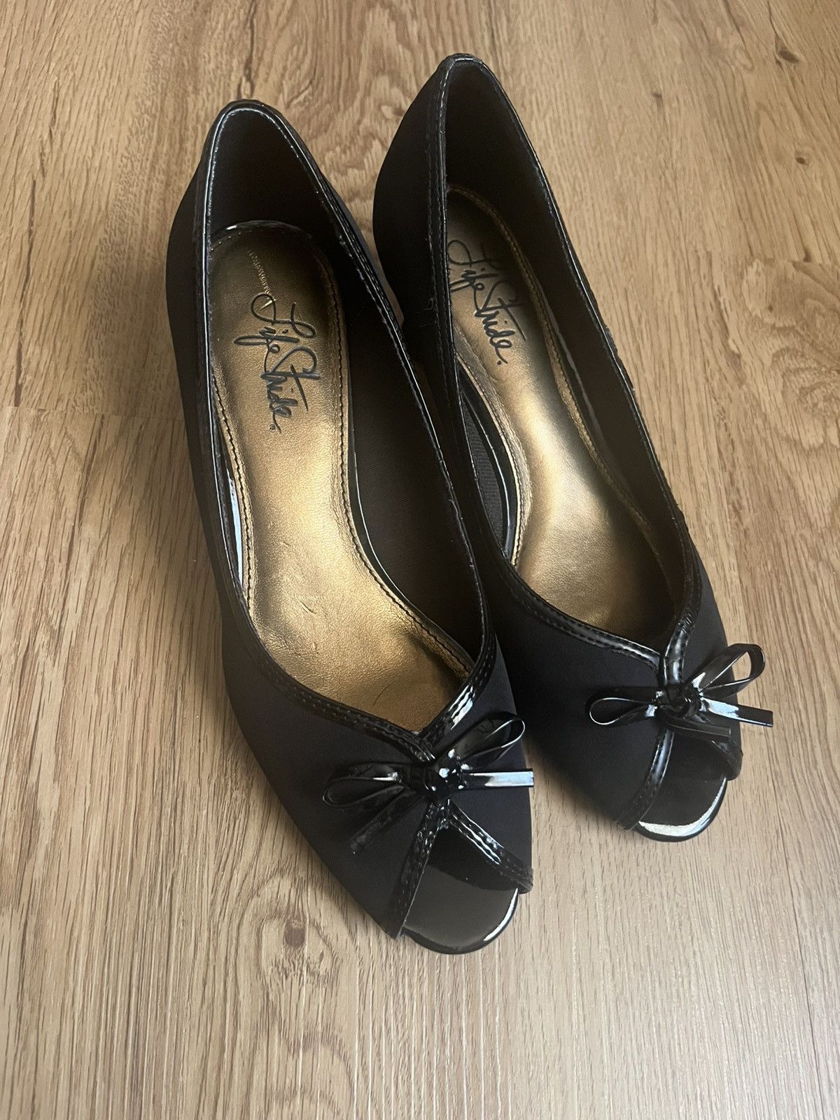 Vintage Life stride kitten heels Size US 6.5 / IT 36.5 - 1 Thumbnail
