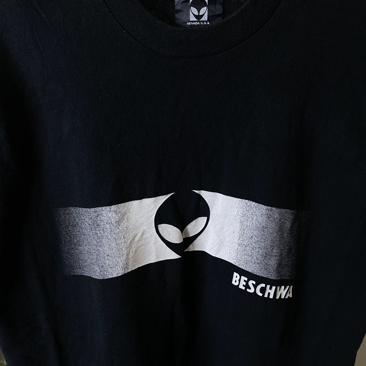 Vintage 1990s Beschwa Alien Workshop Skateboard Skater T Shirt Size US L / EU 52-54 / 3 - 2 Thumbnail