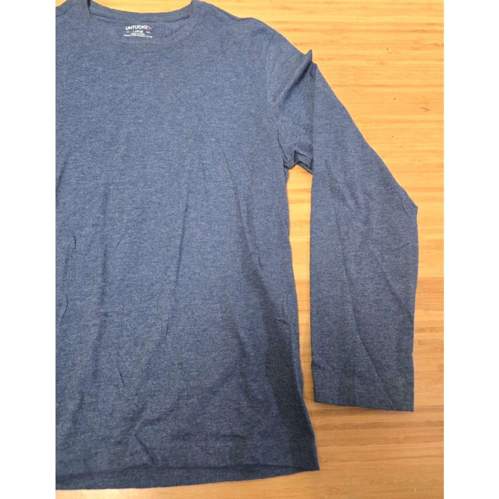 UNTUCKit UNTUCKit T Shirt Blue Long Sleeve Crewneck Cotton Men's L Regular Adult Mens Outdoor 90s? Size US L / EU 52-54 / 3 - 2 Thumbnail