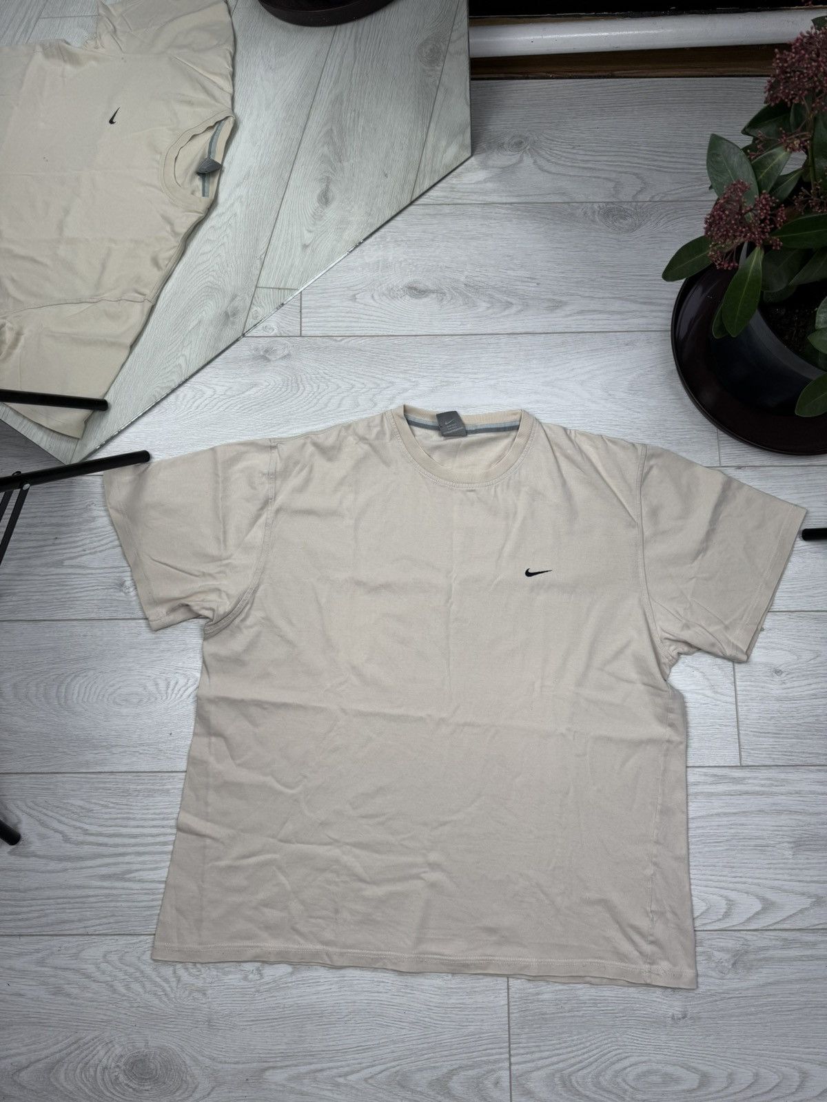 Nike × Vintage 90s Nike Swoosh Vintage Y2K Retro Tee T-Shirt Size US XL / EU 56 / 4 - 1 Thumbnail