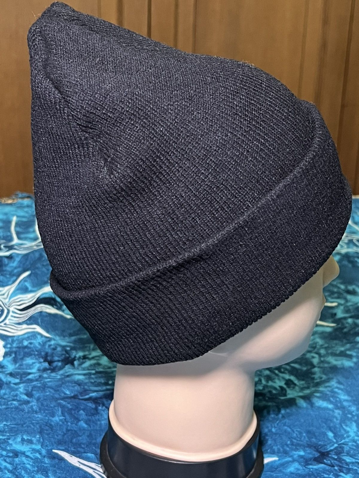 Nike Vintage Streetwear Nike Beanie Hat Big Logo Size ONE SIZE - 14 Thumbnail