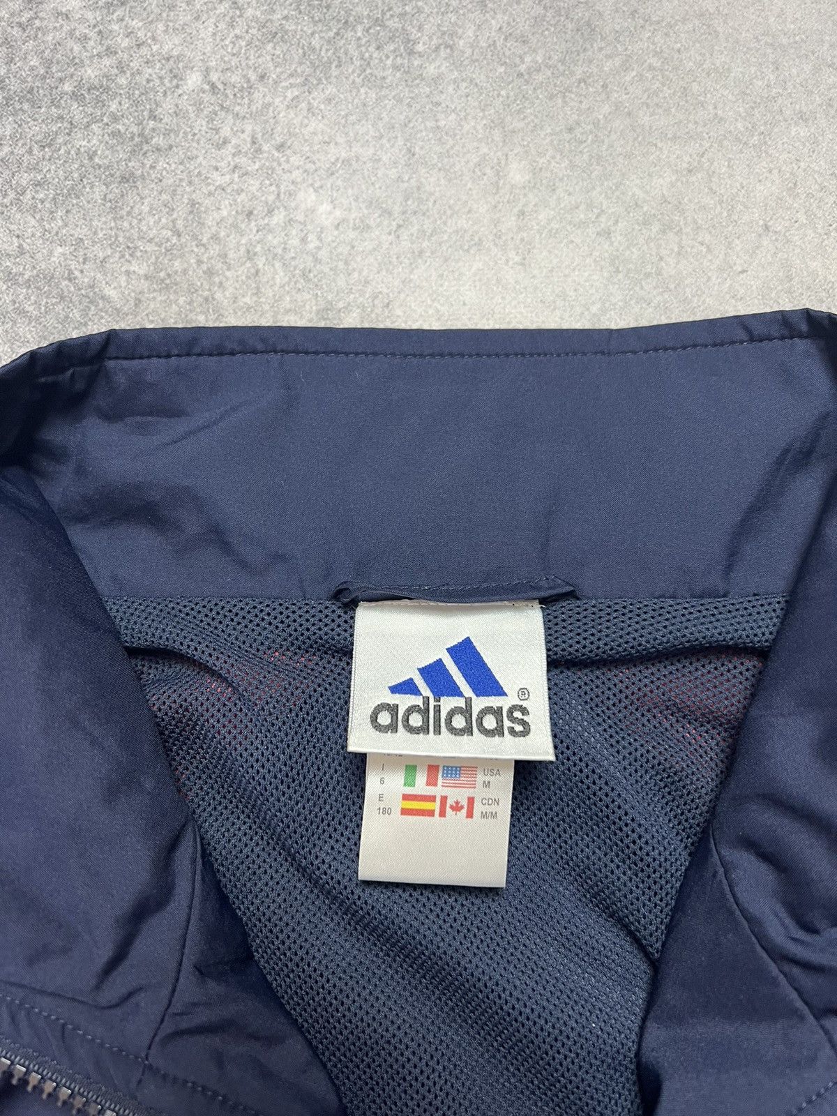Vintage Vintage 90s Retro Adidas Nylon Track Y2K Jacket Size US M / EU 48-50 / 2 - 8 Thumbnail