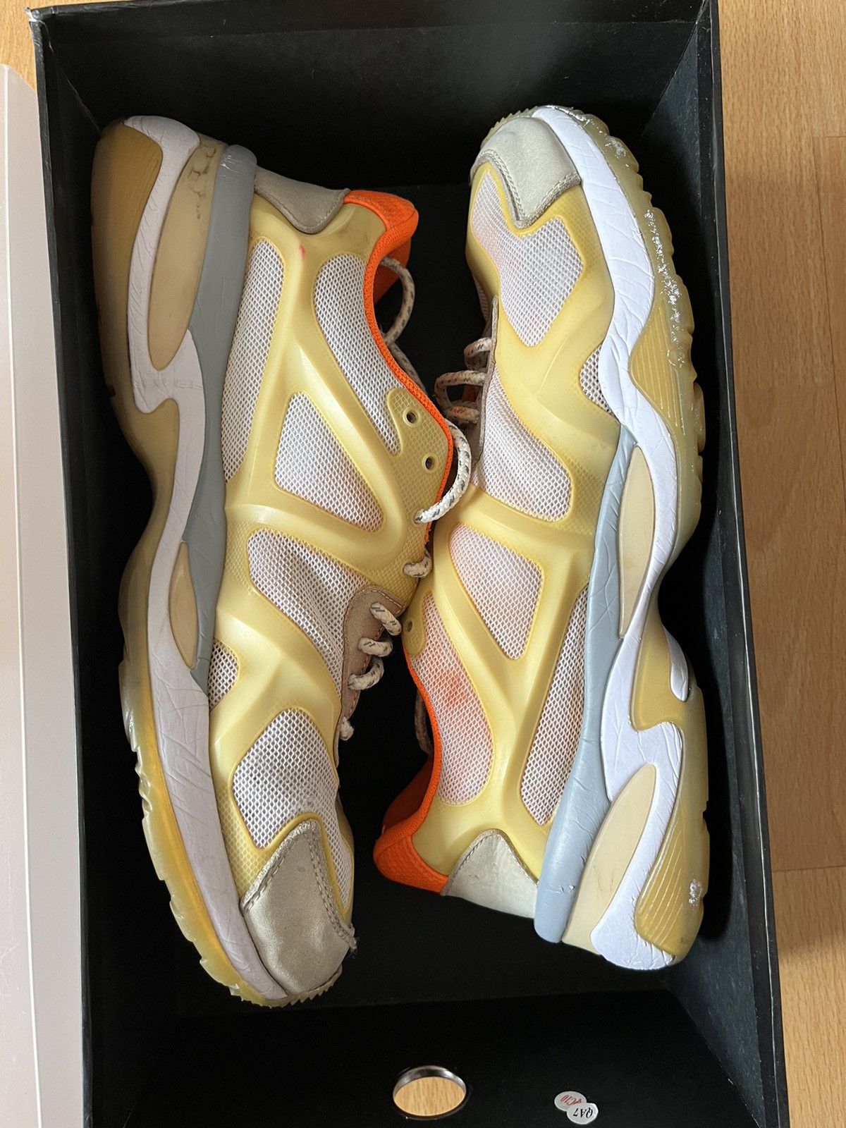 Alexander McQueen × Puma Puma x Alexander McQueen - McQ Run Low - Sample Size US 9 / EU 42 - 13 Thumbnail