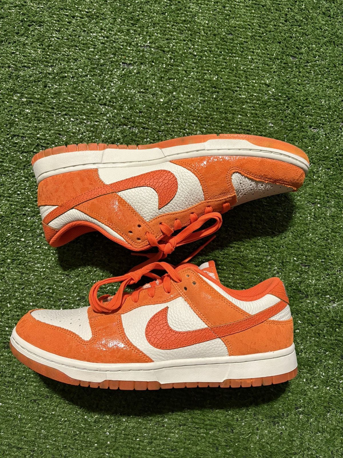 Nike WOMENS NIKE DUNK LOW CRACKED ORANGE Size US 10.5 / EU 43-44 - 2 Thumbnail