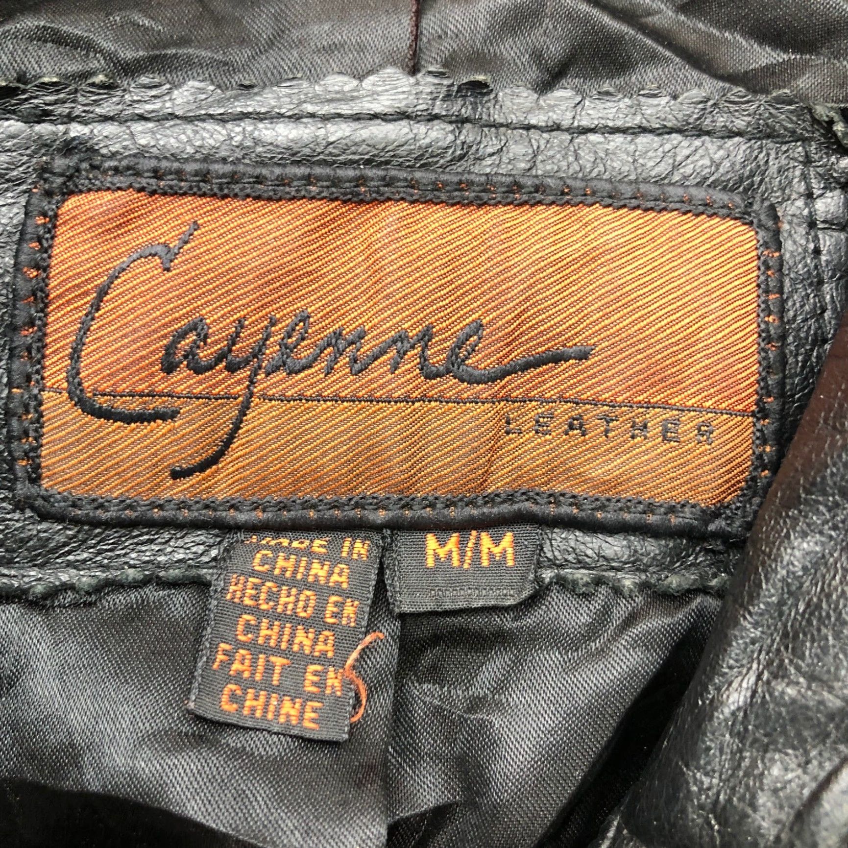 Vintage VINTAGE Cayenne Leather Belted Biker Jacket Womens M Assymetrical Zip Black Jacket Womens M Black Belted Leather Biker Jacket Cayenne Size M / US 6-8 / IT 42-44 - 3 Thumbnail