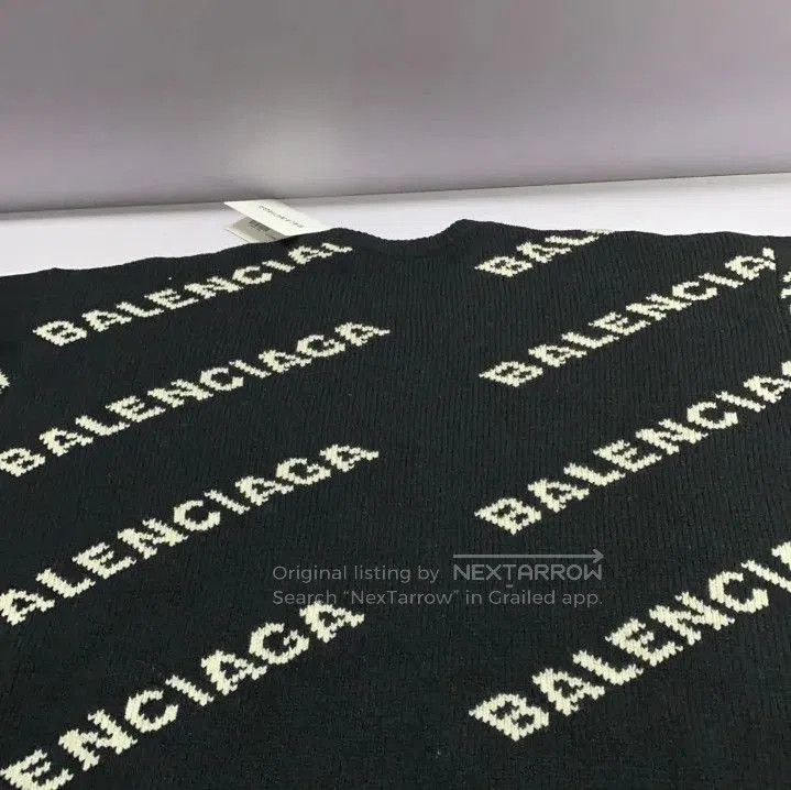 Balenciaga Balenciaga Black V-Neck Casual Knit Sweater. Size US S / EU 44-46 / 1 - 5 Thumbnail