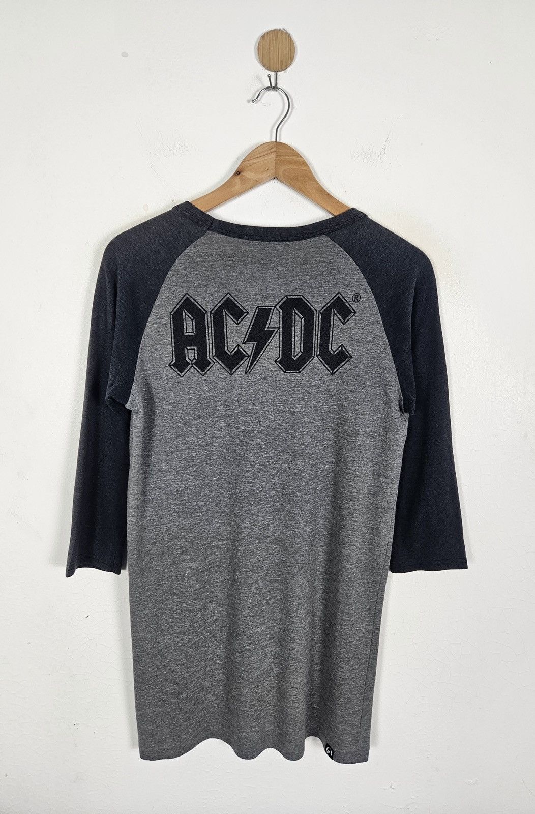 Hysteric Glamour Hysteric Glamour ACDC Angus Young raglan shirt Size S / US 4 / IT 40 - 2 Thumbnail
