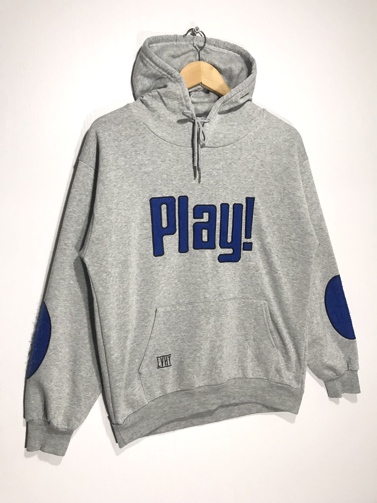 The Unbranded Brand × Vintage Play Spellout Hoodie Sweatshirt Size US M / EU 48-50 / 2 - 5 Thumbnail