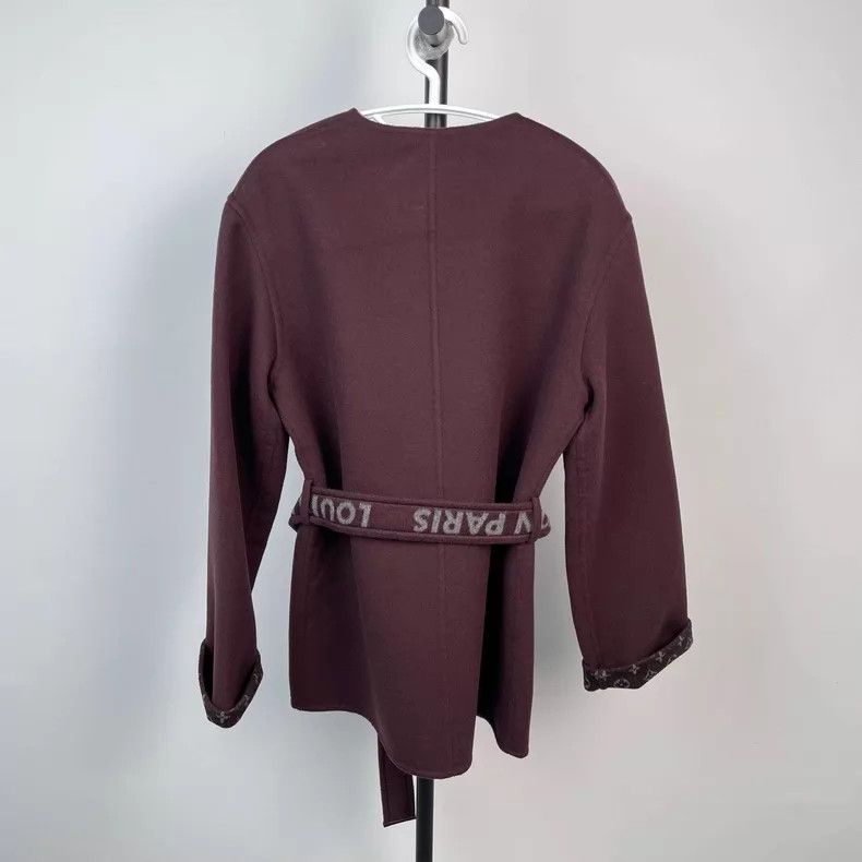 Louis Vuitton Louis Vuitton Burgundy medium length coat with full print Size XS / US 0-2 / IT 36-38 - 6 Thumbnail