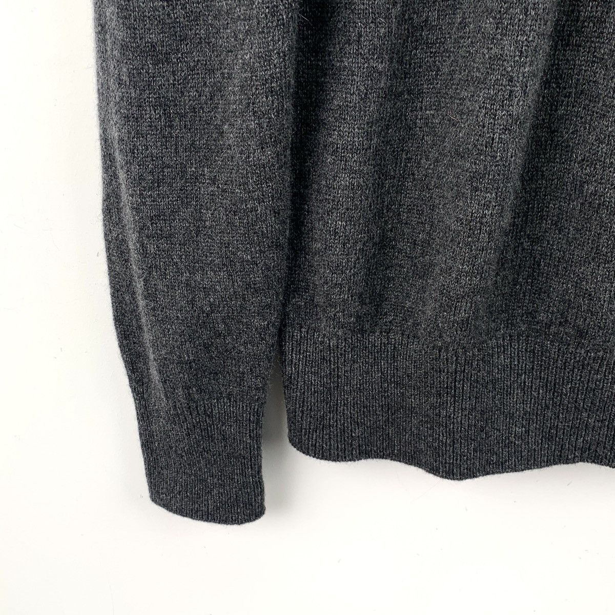 Moncler Moncle Dark Grey Cashmere Long Sleeve Knit Sweater K26WX Size M / US 6-8 / IT 42-44 - 4 Thumbnail
