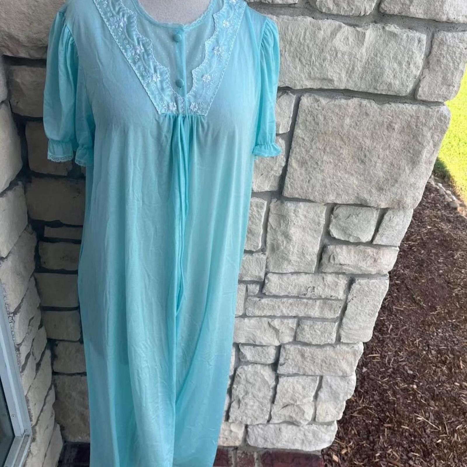 Other Blue nightgown with lace detailing nightwear vintage medium Size ONE SIZE - 1 Thumbnail