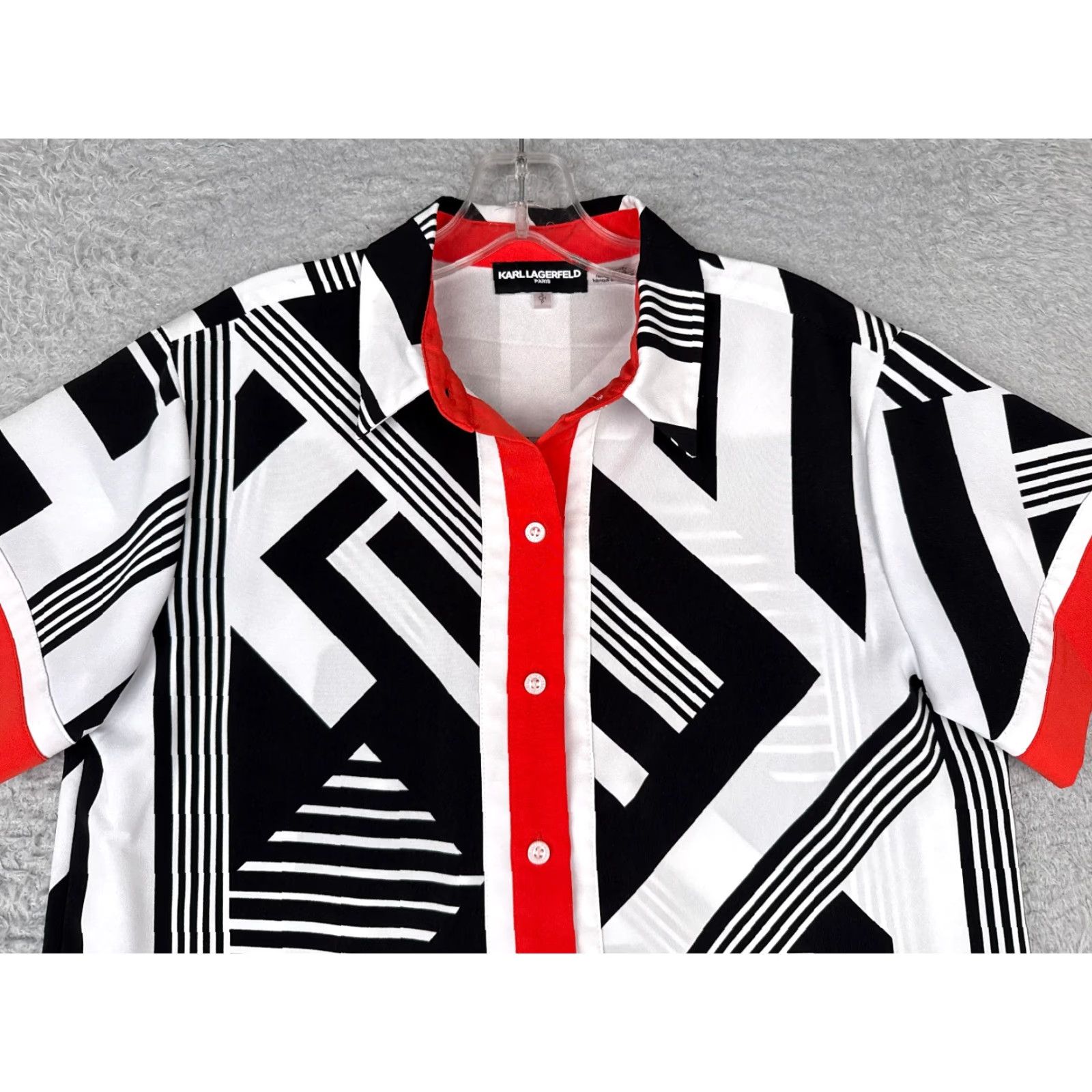 Karl Lagerfeld Karl Lagerfeld Shirt Women Small White Black Red Polyester Geometric Hawaiian Casual Workwear Logo Button Collar Short Sleeve Vintage: No Size S / US 4 / IT 40 - 4 Thumbnail