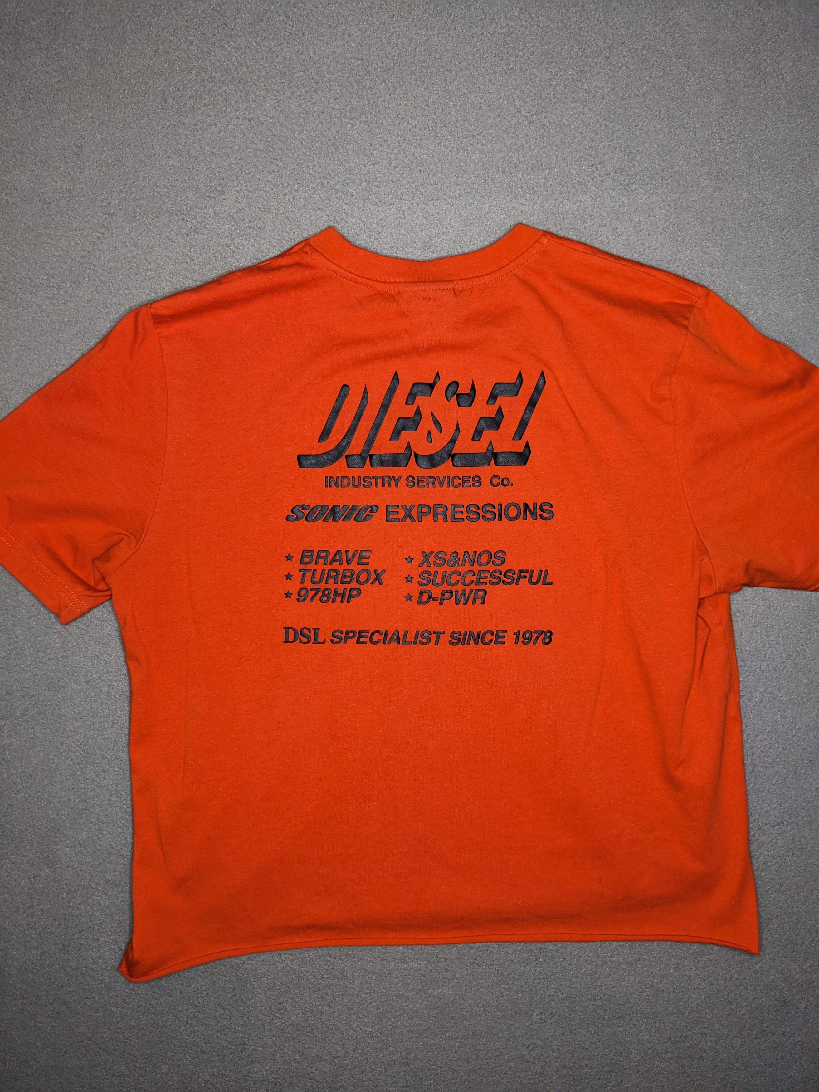 Diesel Diesel Cropped T-Shirt Mens Small Graphic Tee Italy Orange Size US S / EU 44-46 / 1 - 8 Thumbnail