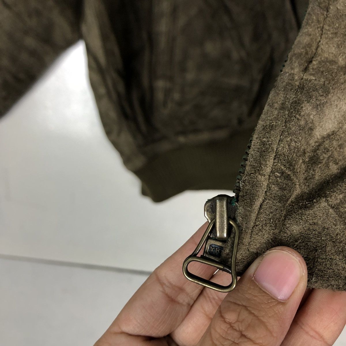 Japanese Brand 🔥90’s Vintage Bomber Leather Jacket Worker Galonnais Size US M / EU 48-50 / 2 - 15 Thumbnail
