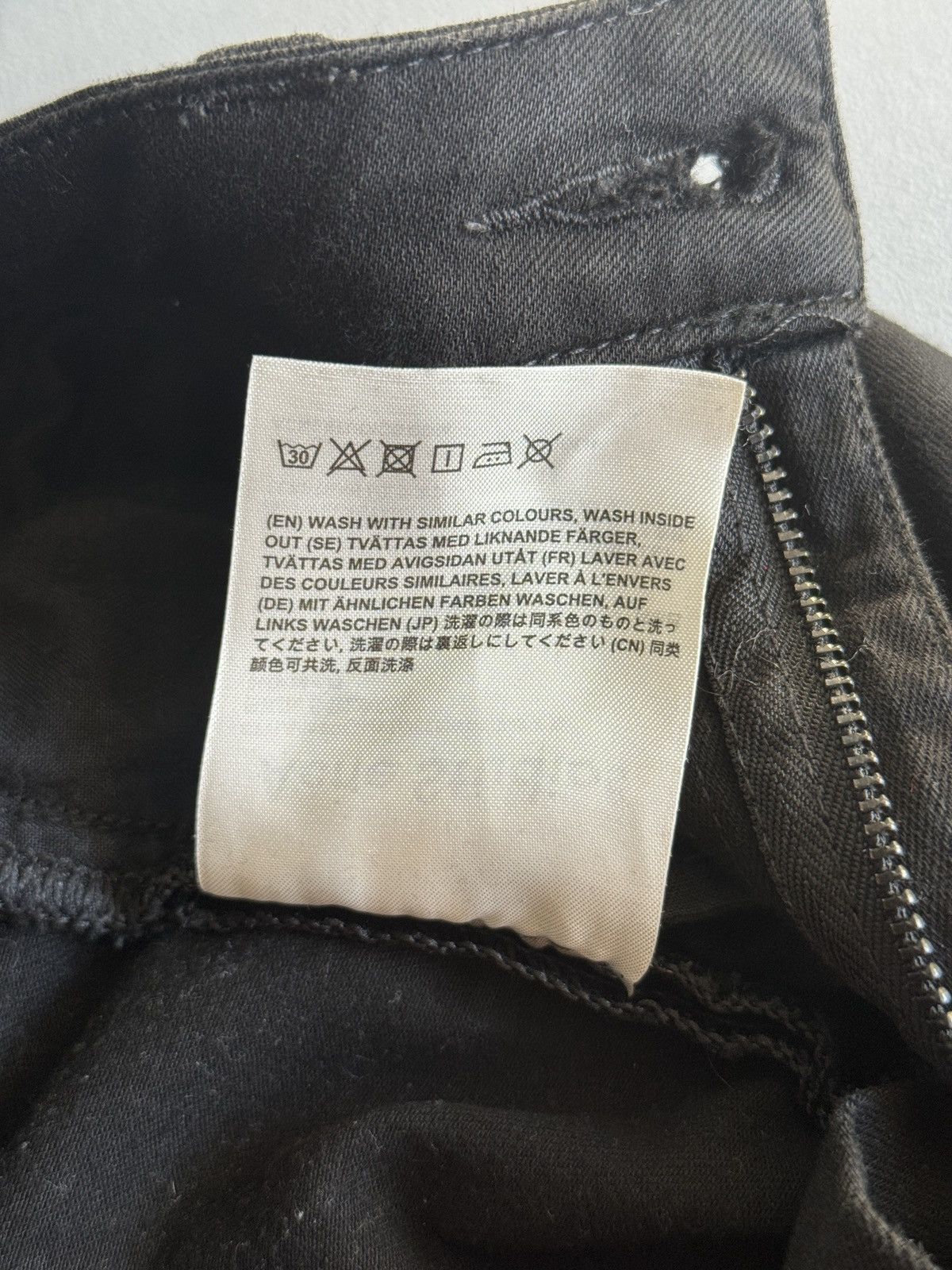 Acne Studios Acne Studios black skinny jeans Size US 29 - 5 Thumbnail