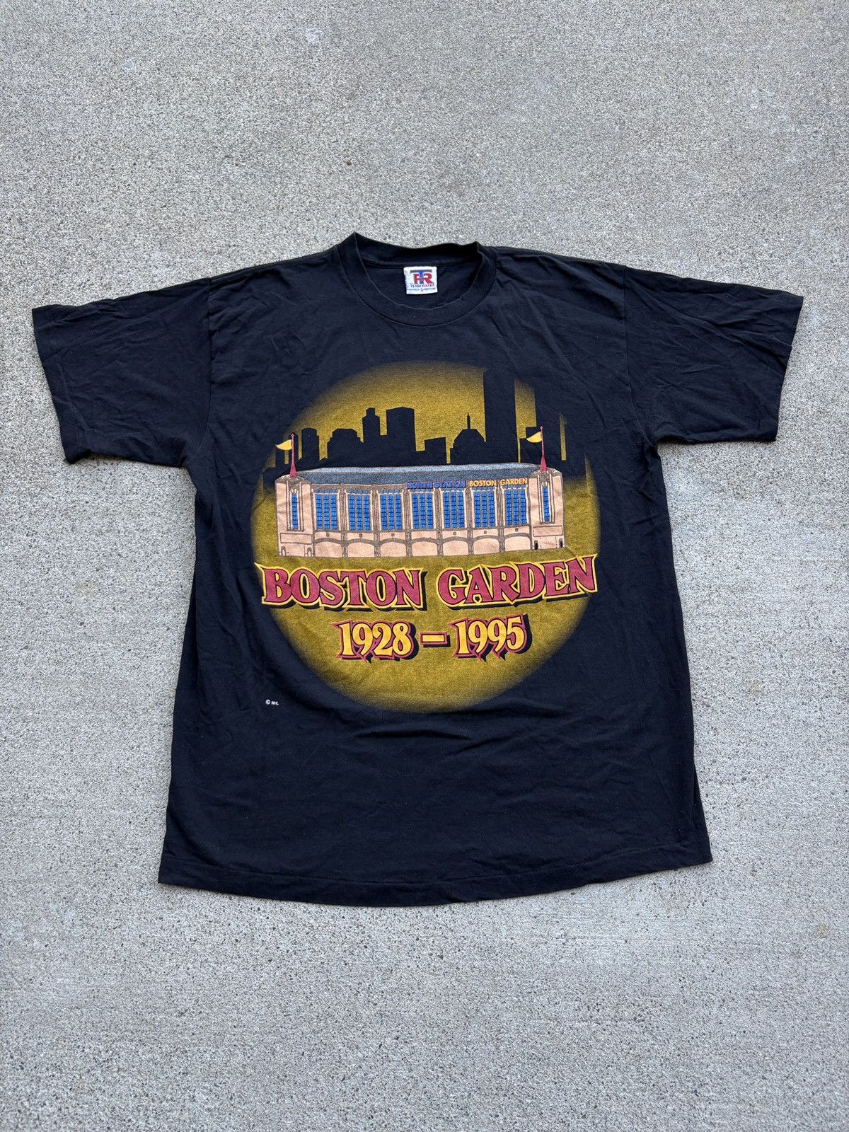 NHL Vintage 1995 NHL Bruins “Boston Garden” Black T-Shirt Size L Size US L / EU 52-54 / 3 - 1 Thumbnail