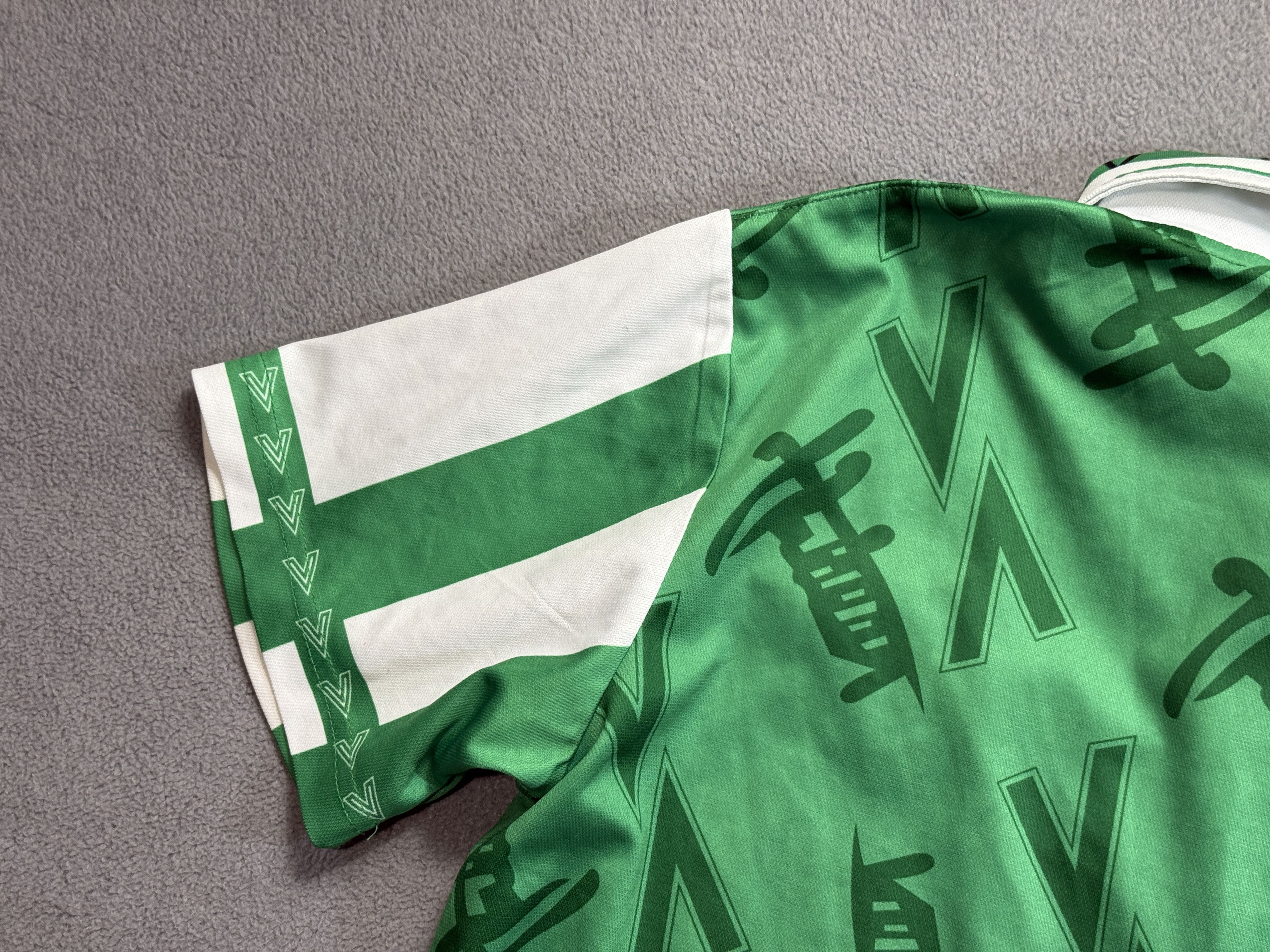 Vintage Mitre Hibernian Home jersey Green football shirt mens size S Size US S / EU 44-46 / 1 - 15 Thumbnail
