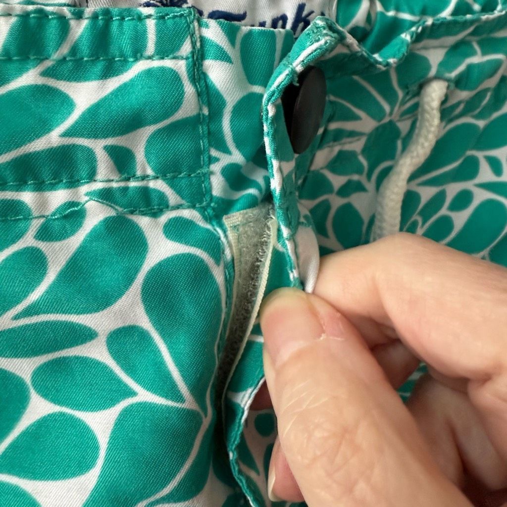 Other Trunks Surf & Swim Mens Swim Trunks Board Shorts Green $54 S Size US 30 / EU 46 - 5 Thumbnail