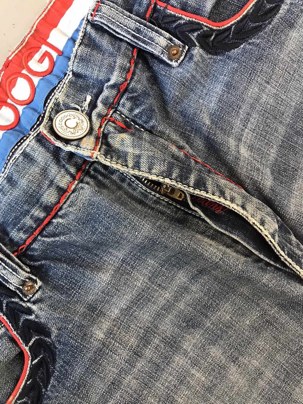 Coogi Vintage Coogi multi flags embroidered denim jort Size US 36 / EU 52 - 5 Thumbnail