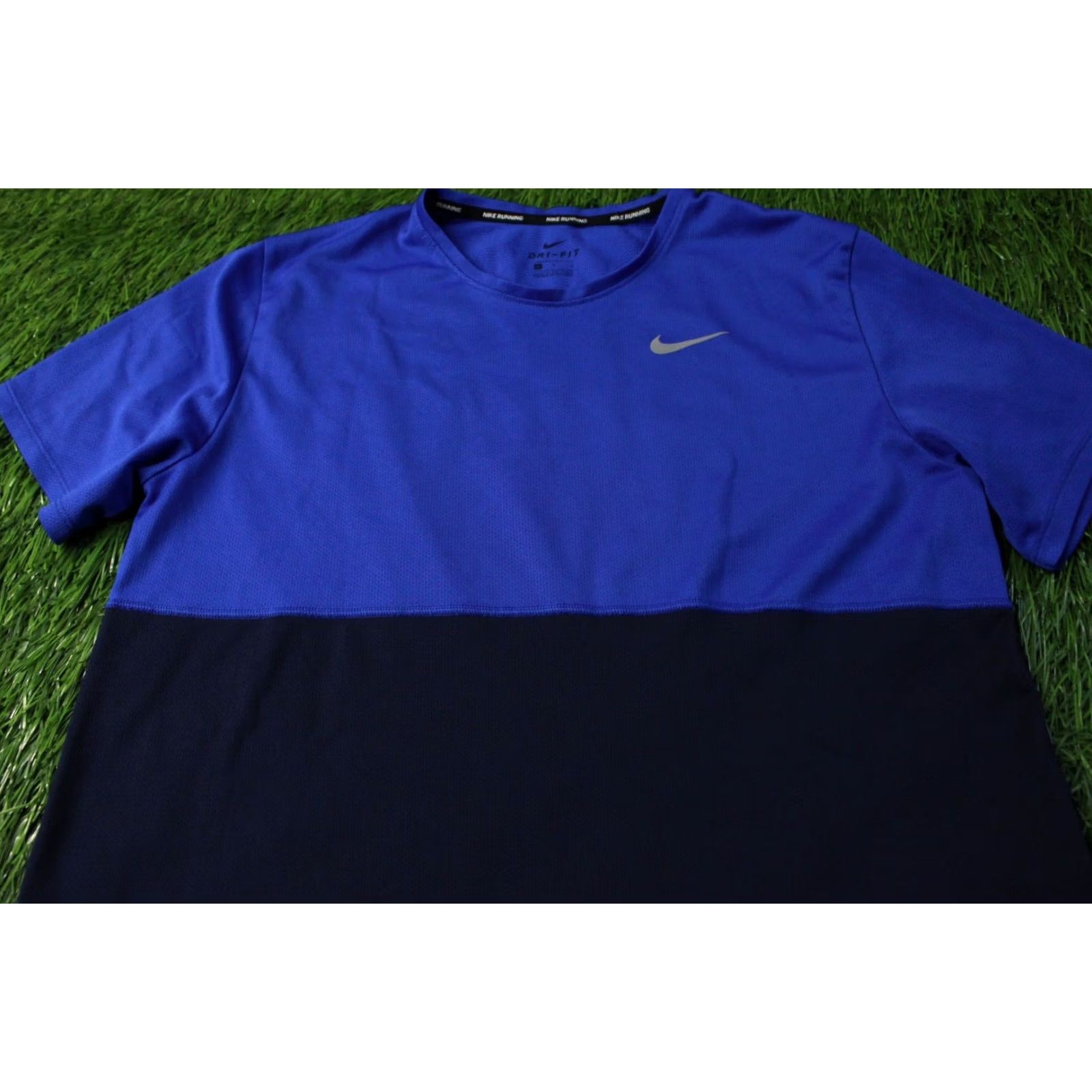 Nike NIKE RUNNING T-SHIRT Mens Shirt Jersey 2021 Training Lightweight BLUE L XS? Size US L / EU 52-54 / 3 - 2 Thumbnail