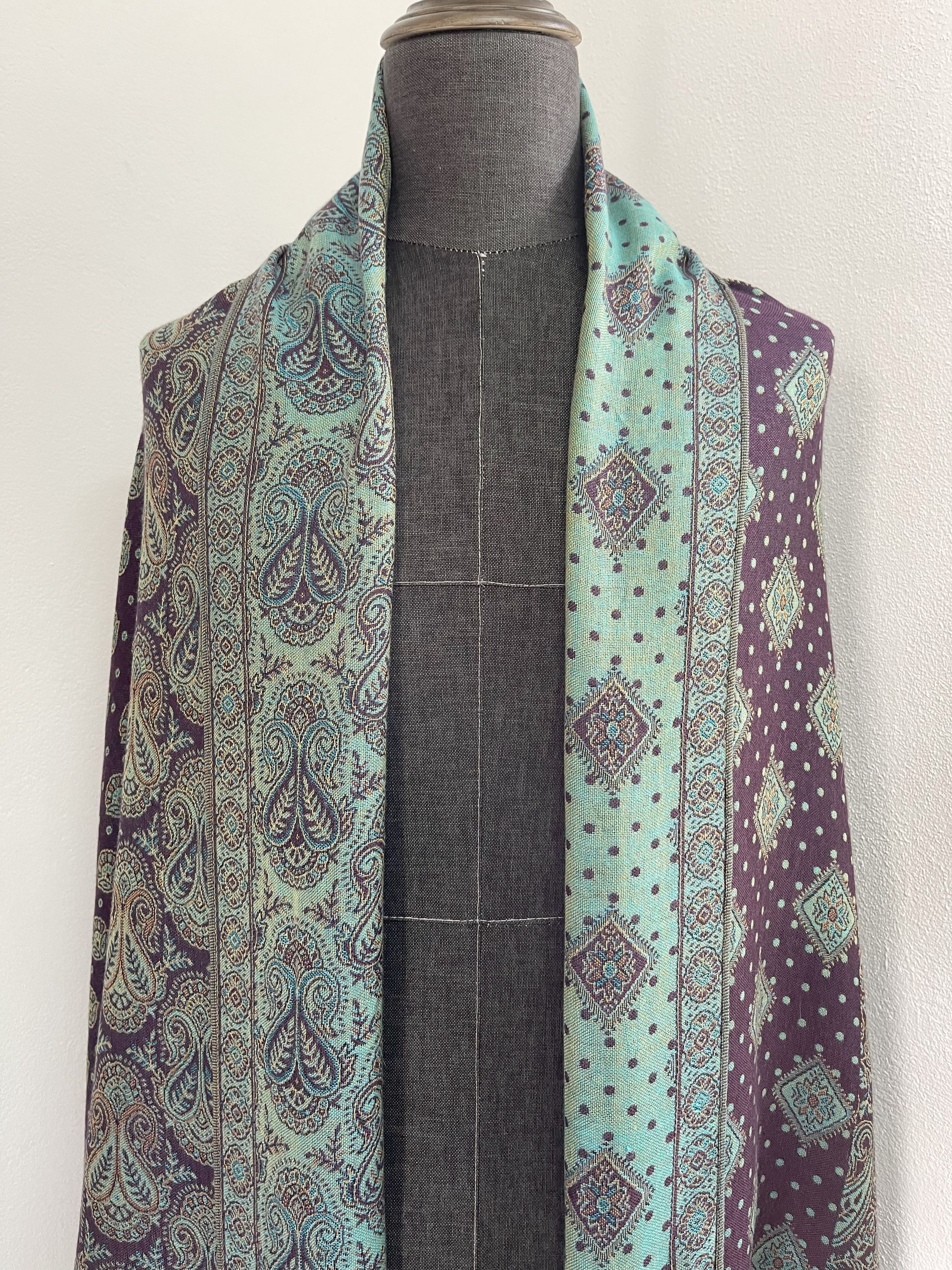Vintage Vintage Big Size Scarves, Large-Sized Wrap - 6079 Size ONE SIZE - 6 Thumbnail