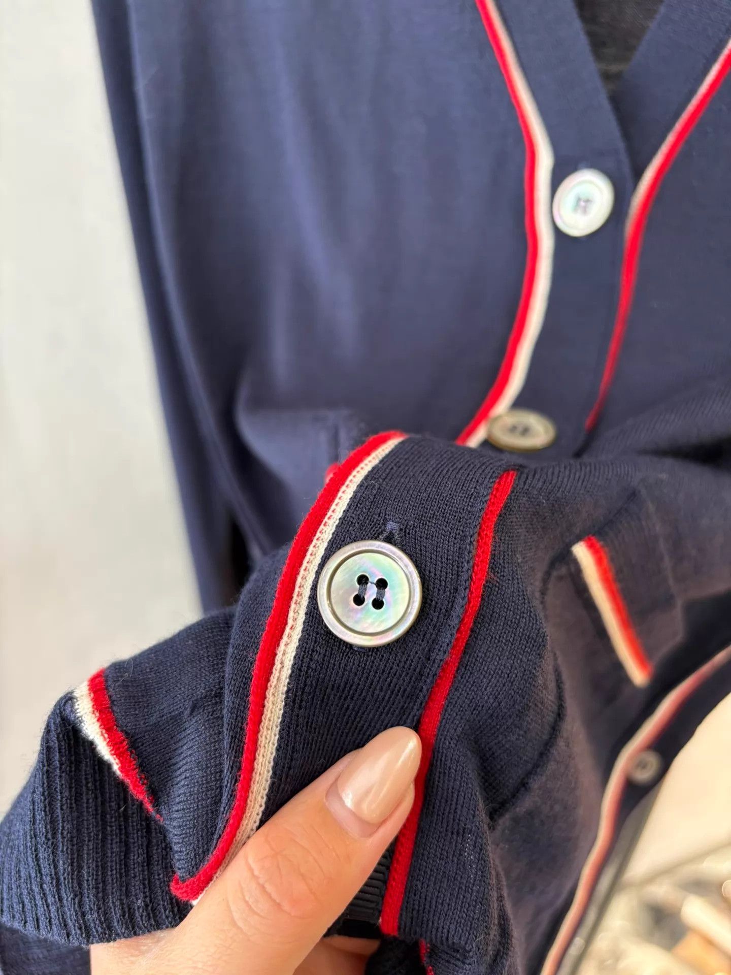 Thom Browne THOM BROWNE Navy Wool Cardigan Deadstock 36 Size XS / US 0-2 / IT 36-38 - 2 Thumbnail