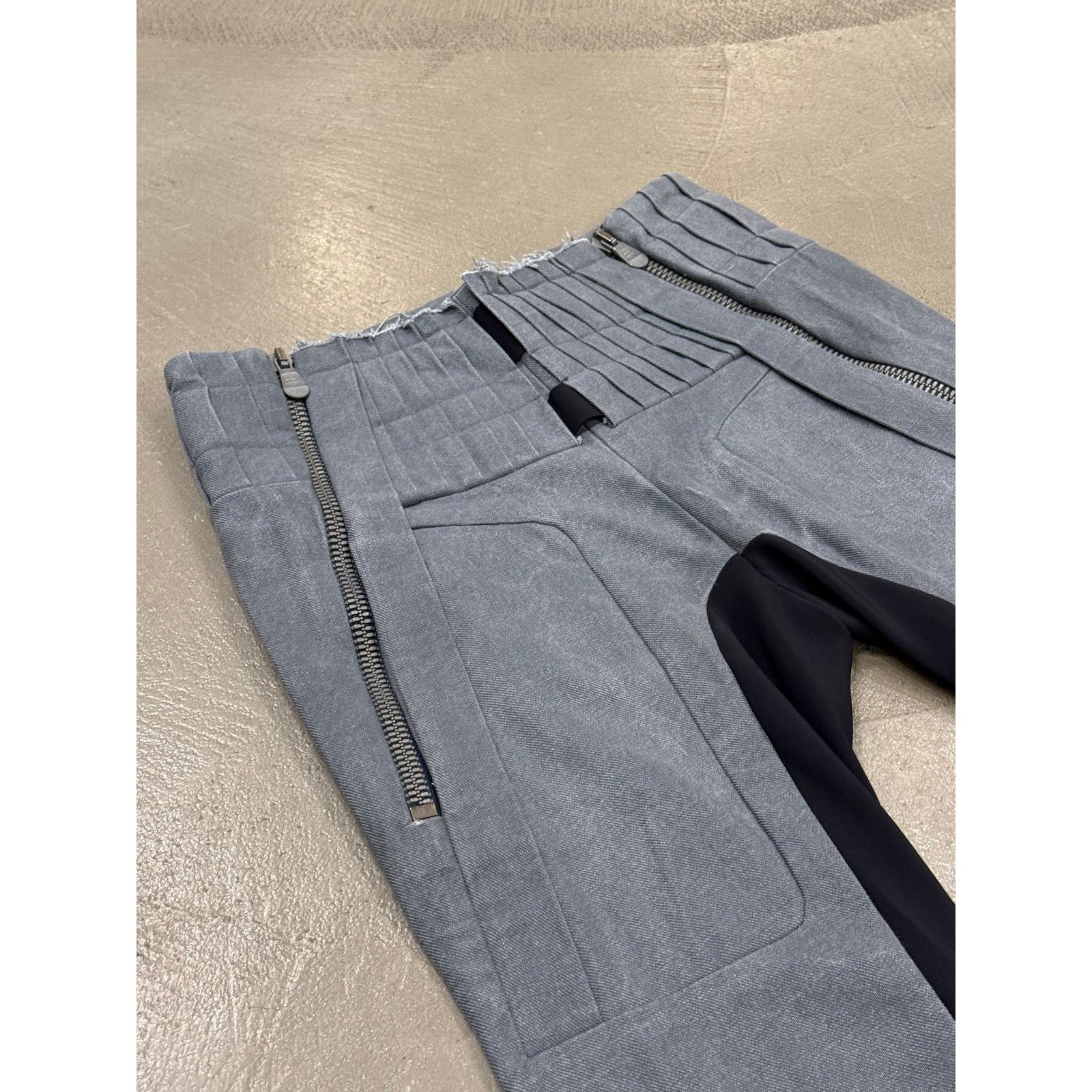 Balenciaga S/S2009 Balenciaga by Nicolas Ghesquiere runway biker pants Size 27" / US 4 / IT 40 - 6 Thumbnail