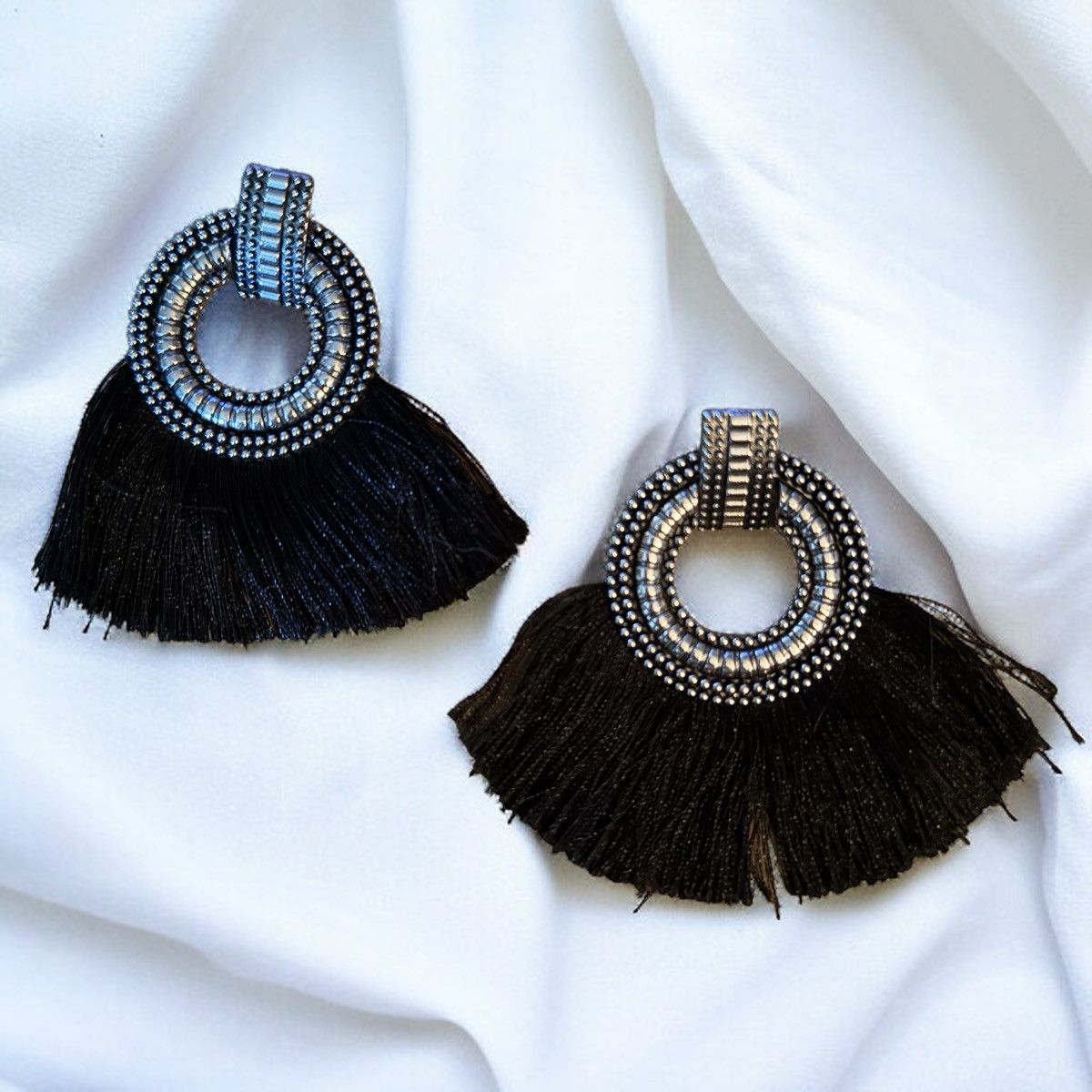Other Silver tone black tassel fan earrings Size ONE SIZE - 1 Thumbnail