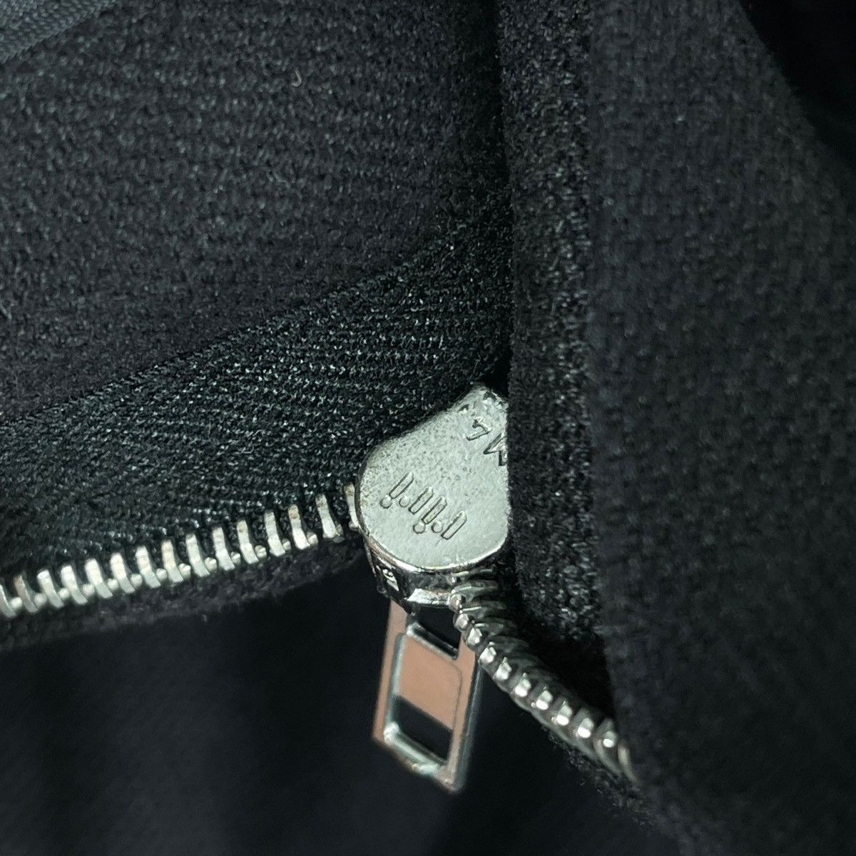 Miu Miu Authentic Miu Miu Black Cargo Trousers Size 28" / US 6 / IT 42 - 9 Thumbnail