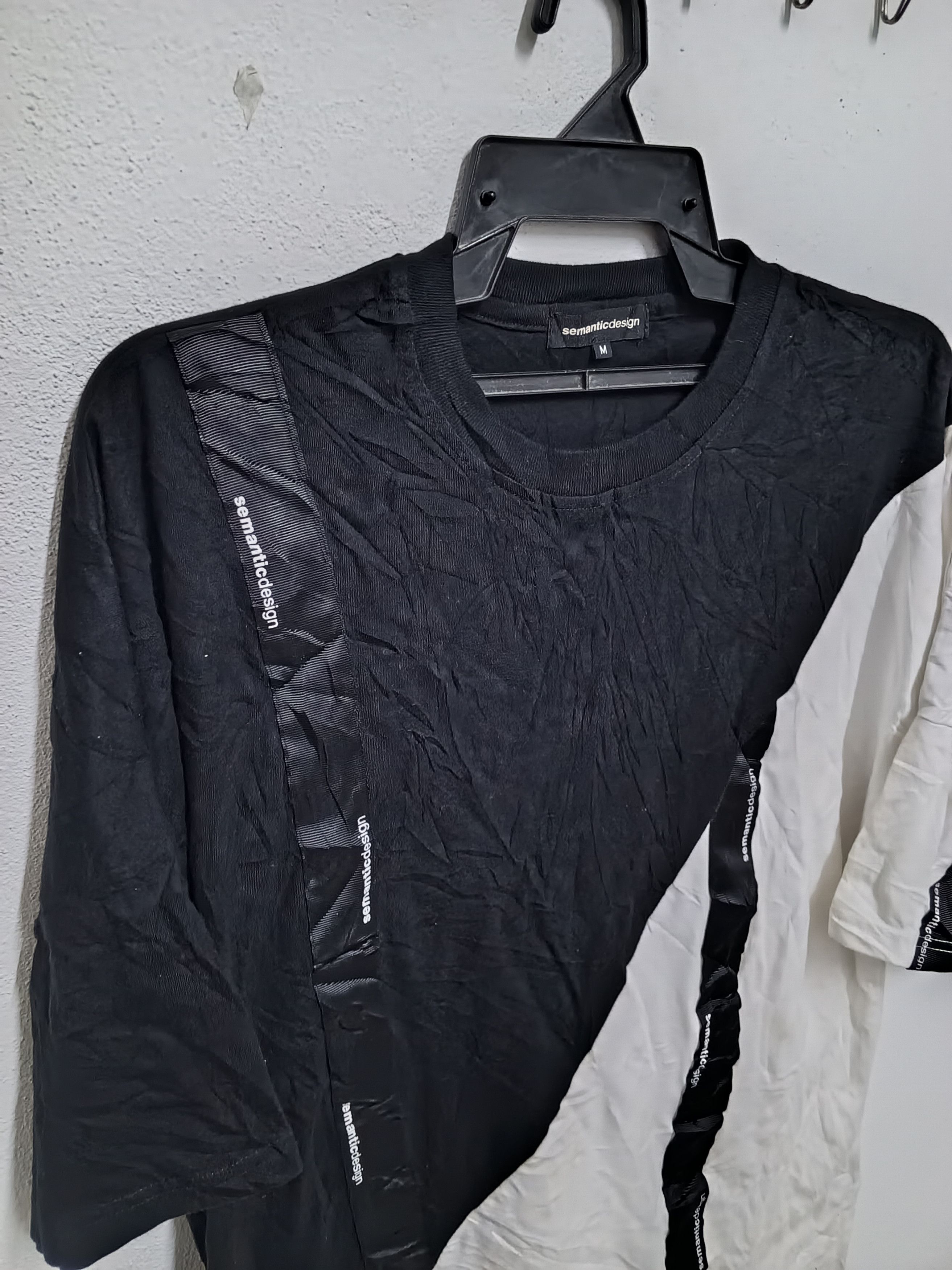 semanticdesign Semanticdesign t-shirt rare Size US M / EU 48-50 / 2 - 3 Thumbnail