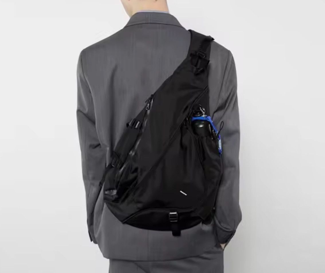 Japanese Brand Travel Unisex Crossbody Bag Nylon Chest Pack Shoulder Bag Size ONE SIZE - 3 Thumbnail