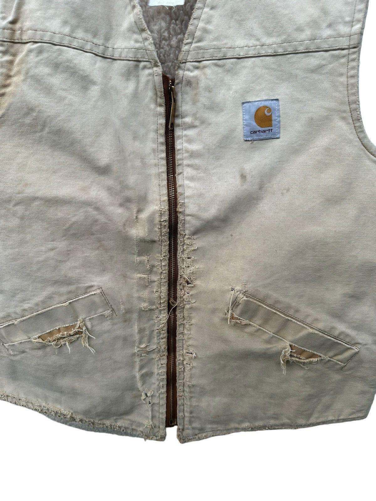 Carhartt 🔥Rare🔥 Crazy Vintage Carhartt thrased vest Size US L / EU 52-54 / 3 - 4 Thumbnail