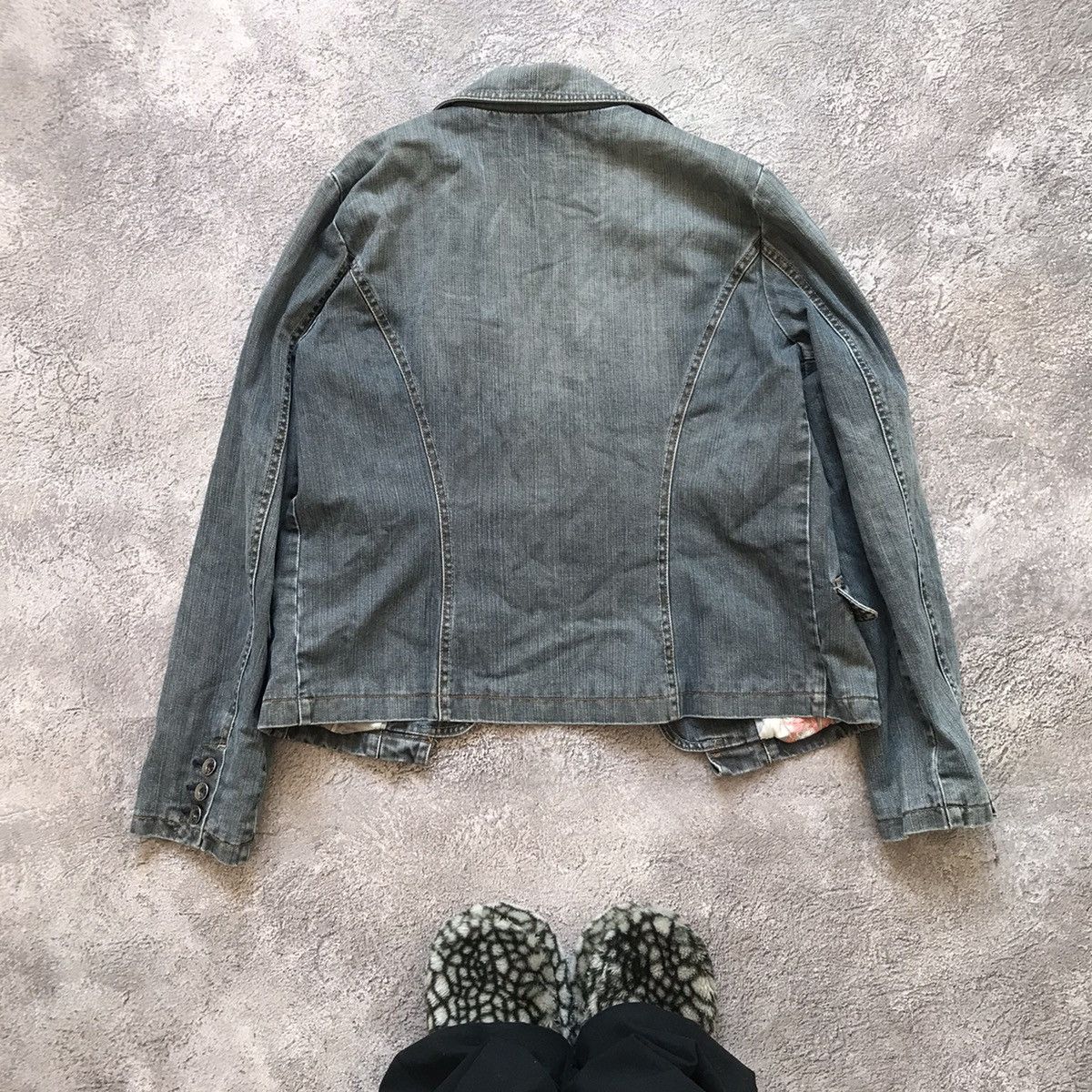 Vintage Vintage 90s Faded Thrashed Denim Jacket Grunge Streetwear XL Size XL / US 12-14 / IT 48-50 - 8 Thumbnail
