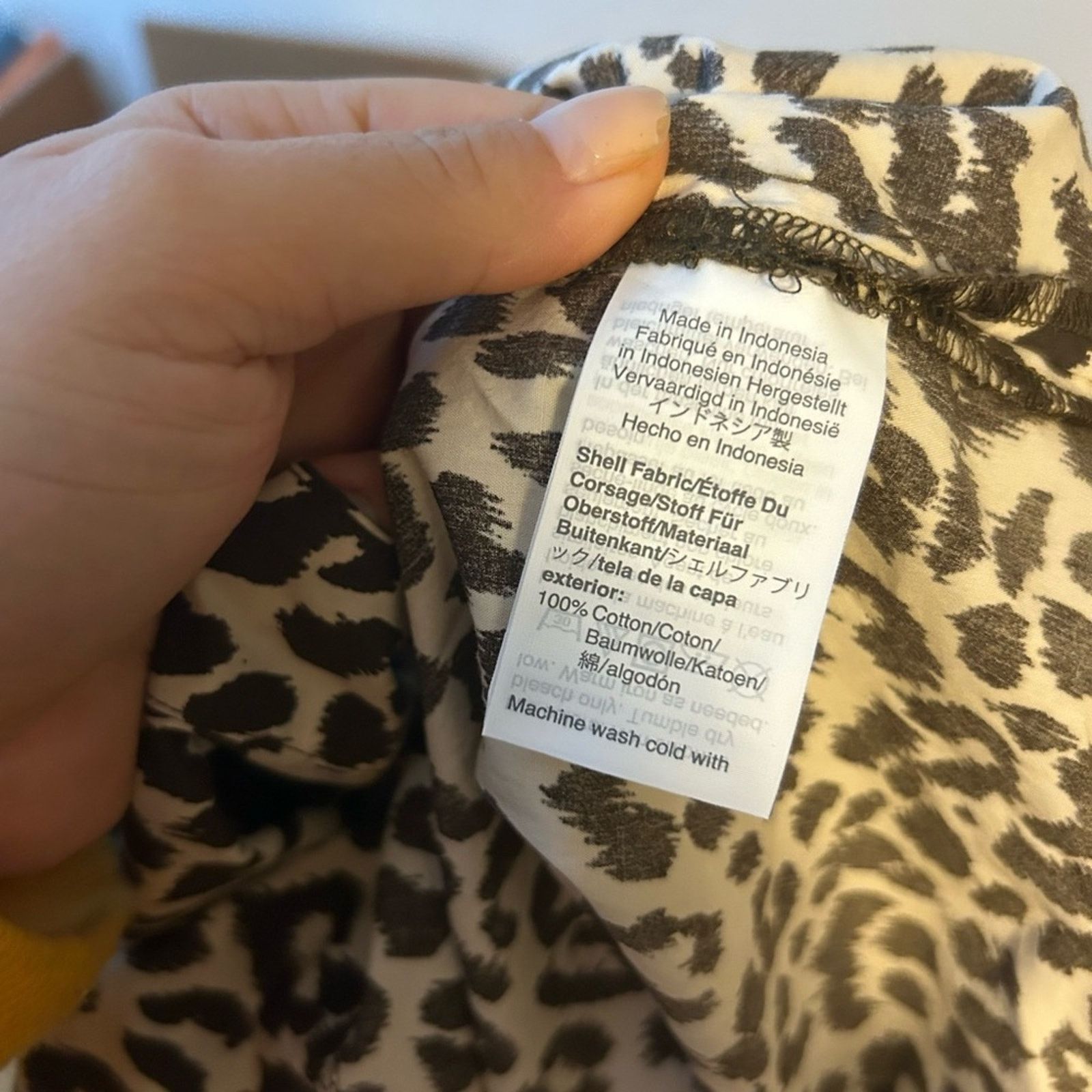 J.Crew J.Crew Animal Print Button Neck Tunic Blouse Size M / US 6-8 / IT 42-44 - 4 Thumbnail