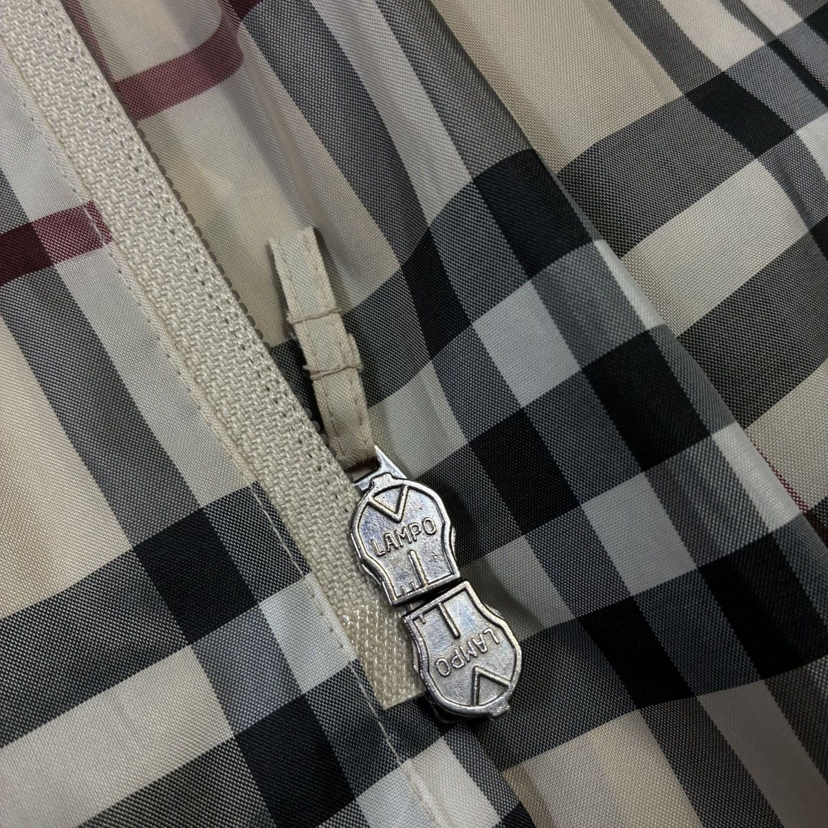 Burberry Womens Vintage Burberry Nova Check Full Zip Packable Jacket Size M / US 6-8 / IT 42-44 - 9 Thumbnail