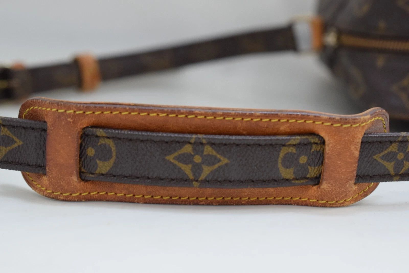 Louis Vuitton Auth Louis Vuitton Danube GM Crossbody Bag Monogram M45262 Size ONE SIZE - 8 Thumbnail